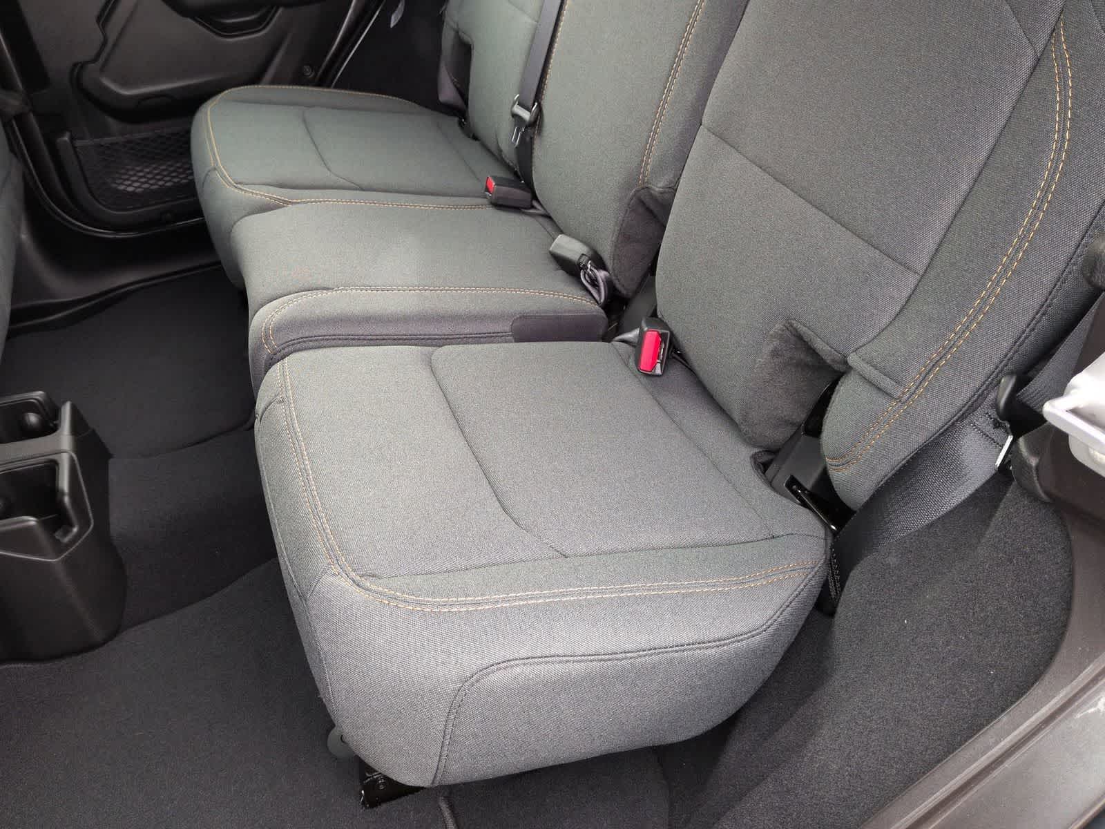 Thumbnail: 2026 Jeep Wrangler - 18