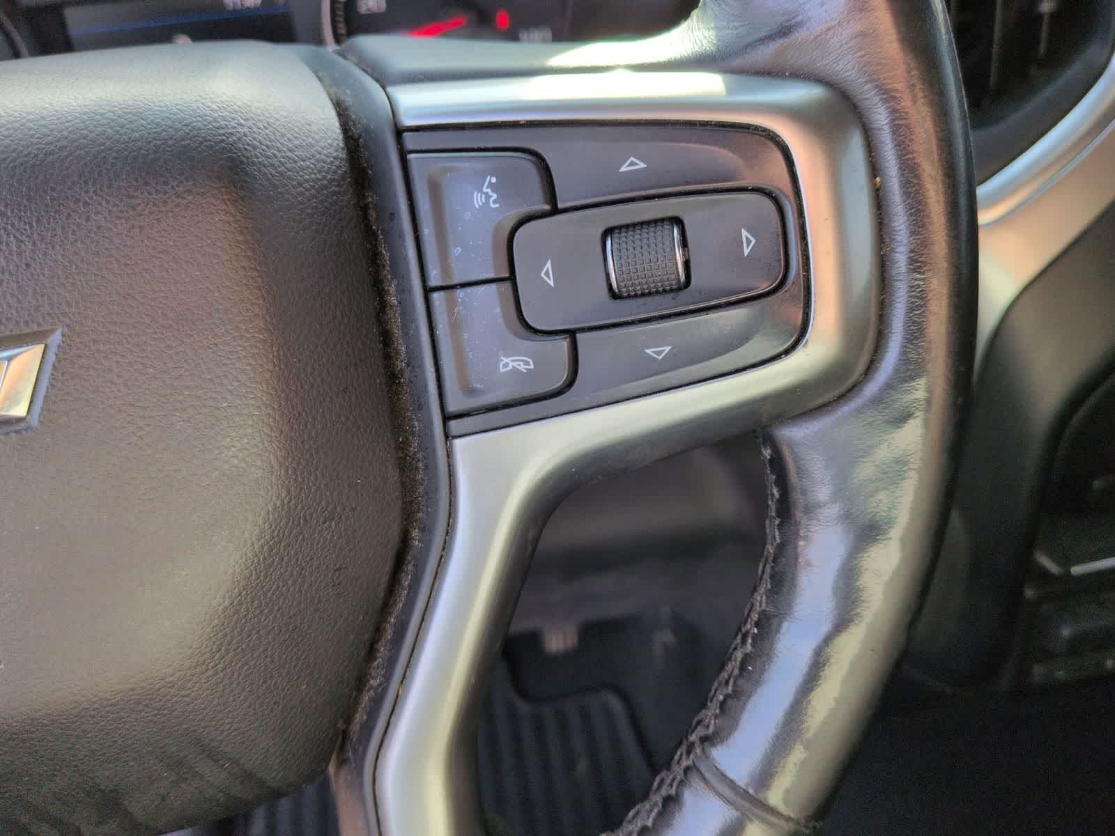 Thumbnail: 2019 Chevrolet Silverado 1500 - 24