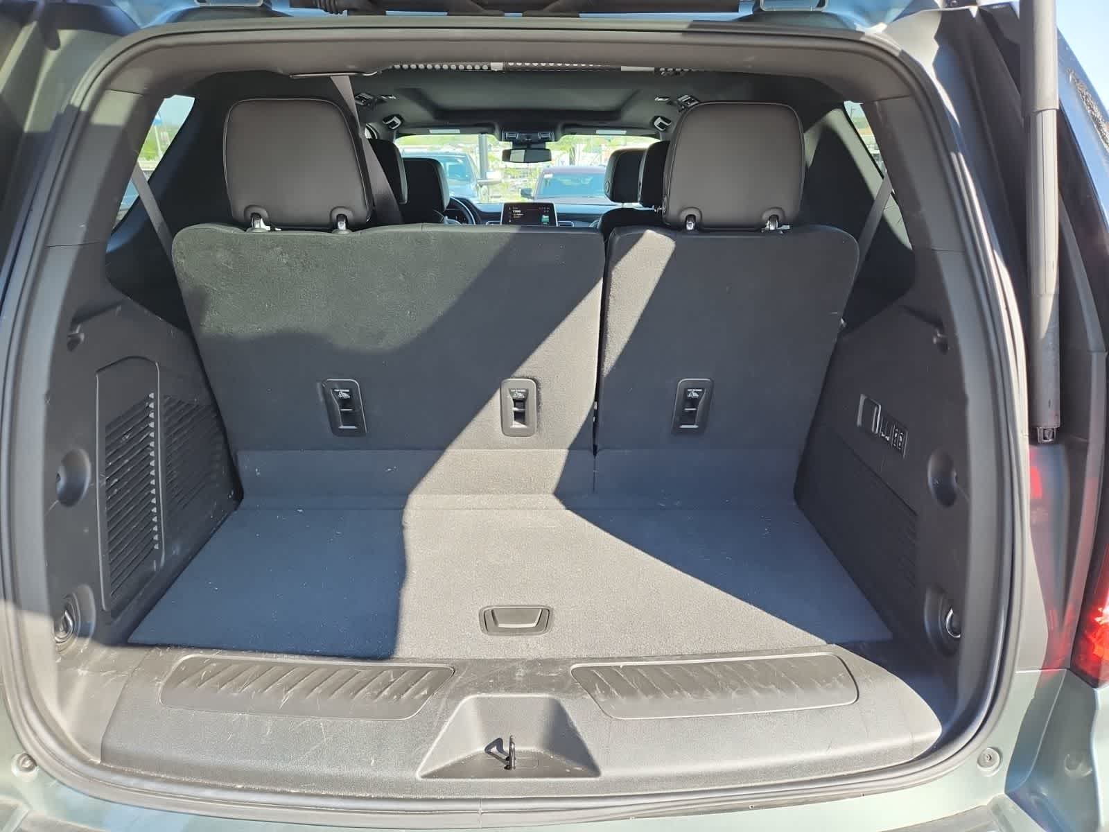 Thumbnail: 2023 GMC Yukon - 26