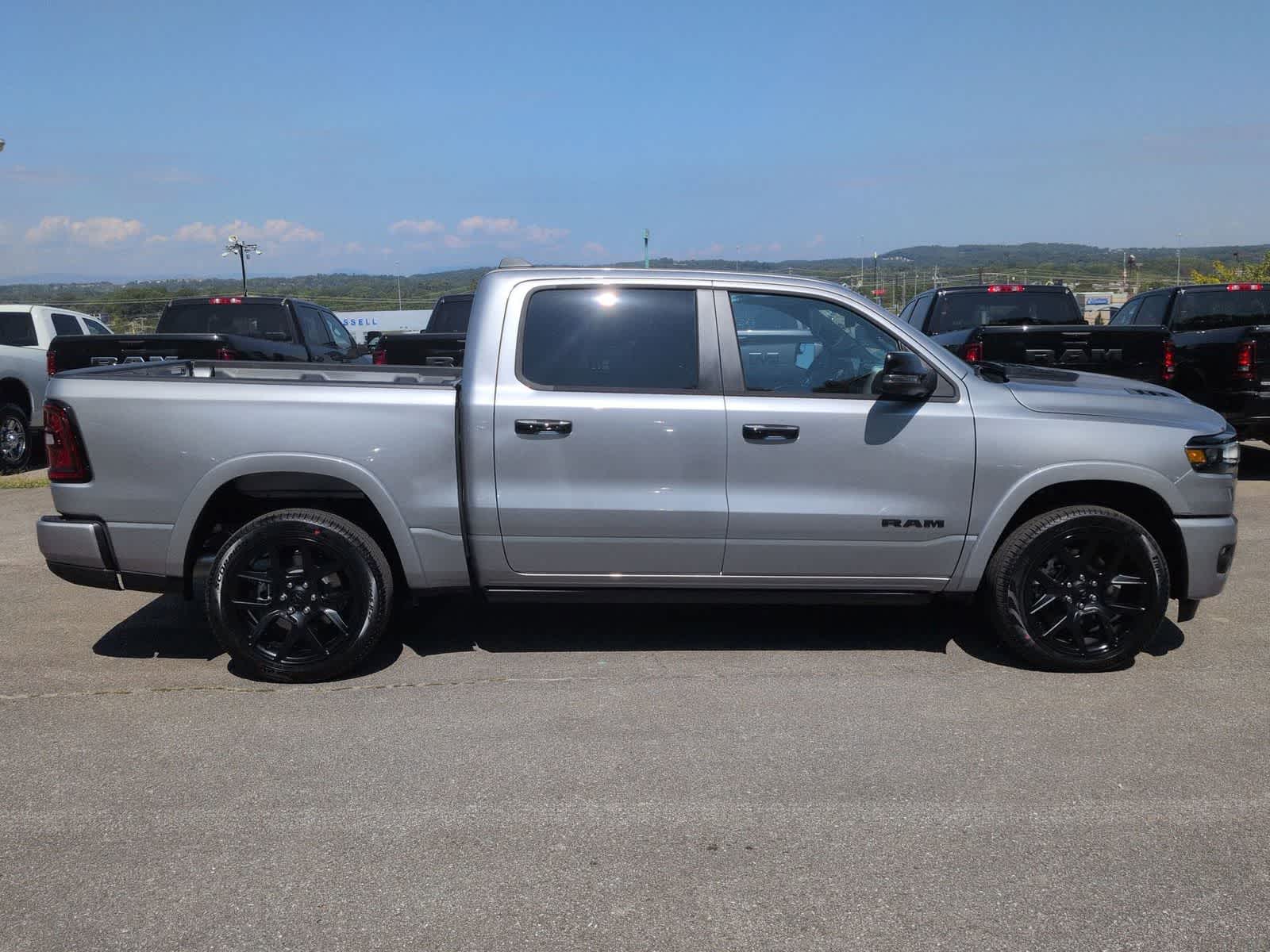 Thumbnail: 2026 RAM 1500 - 9