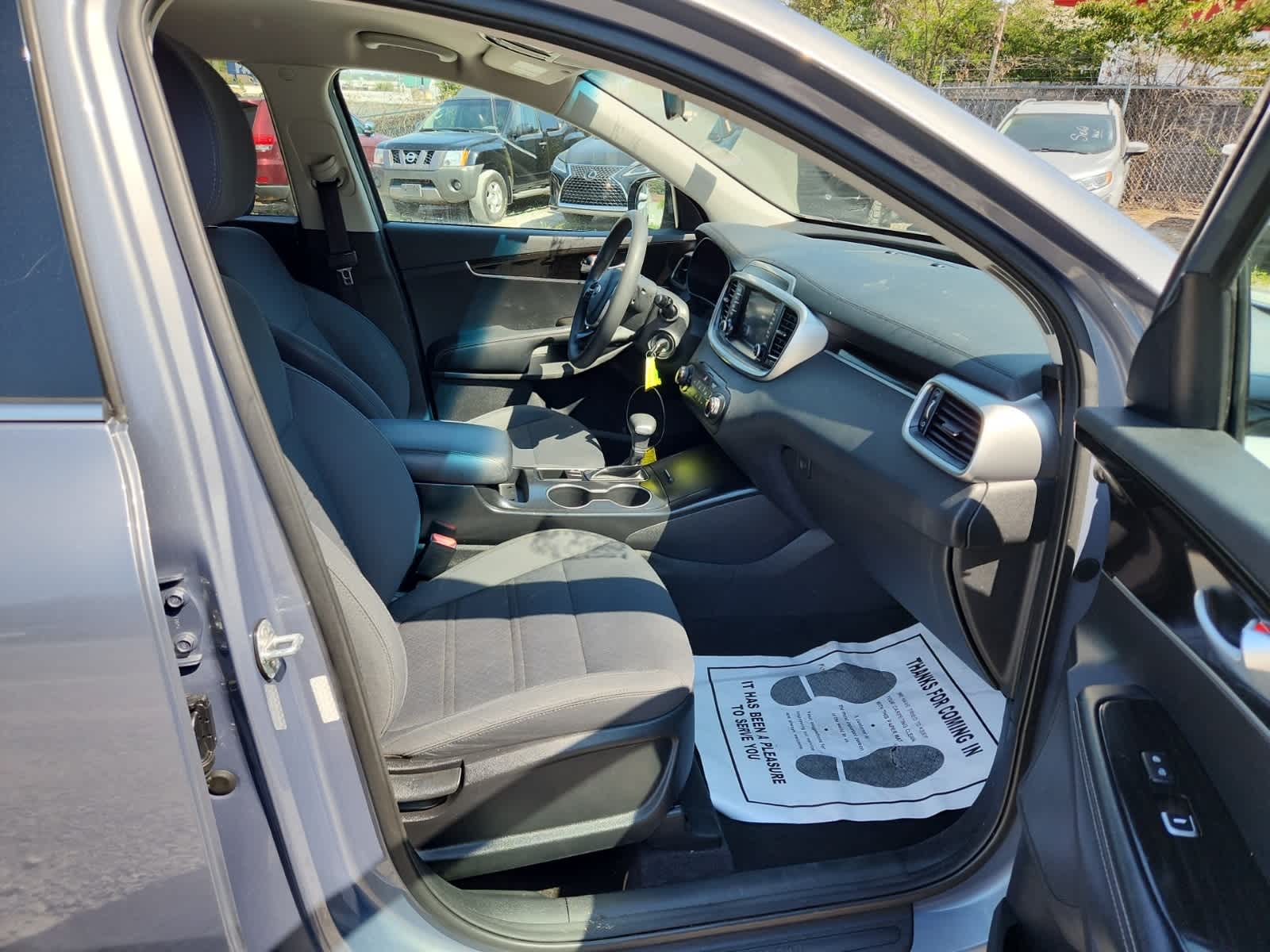 Thumbnail: 2020 Kia Sorento - 21