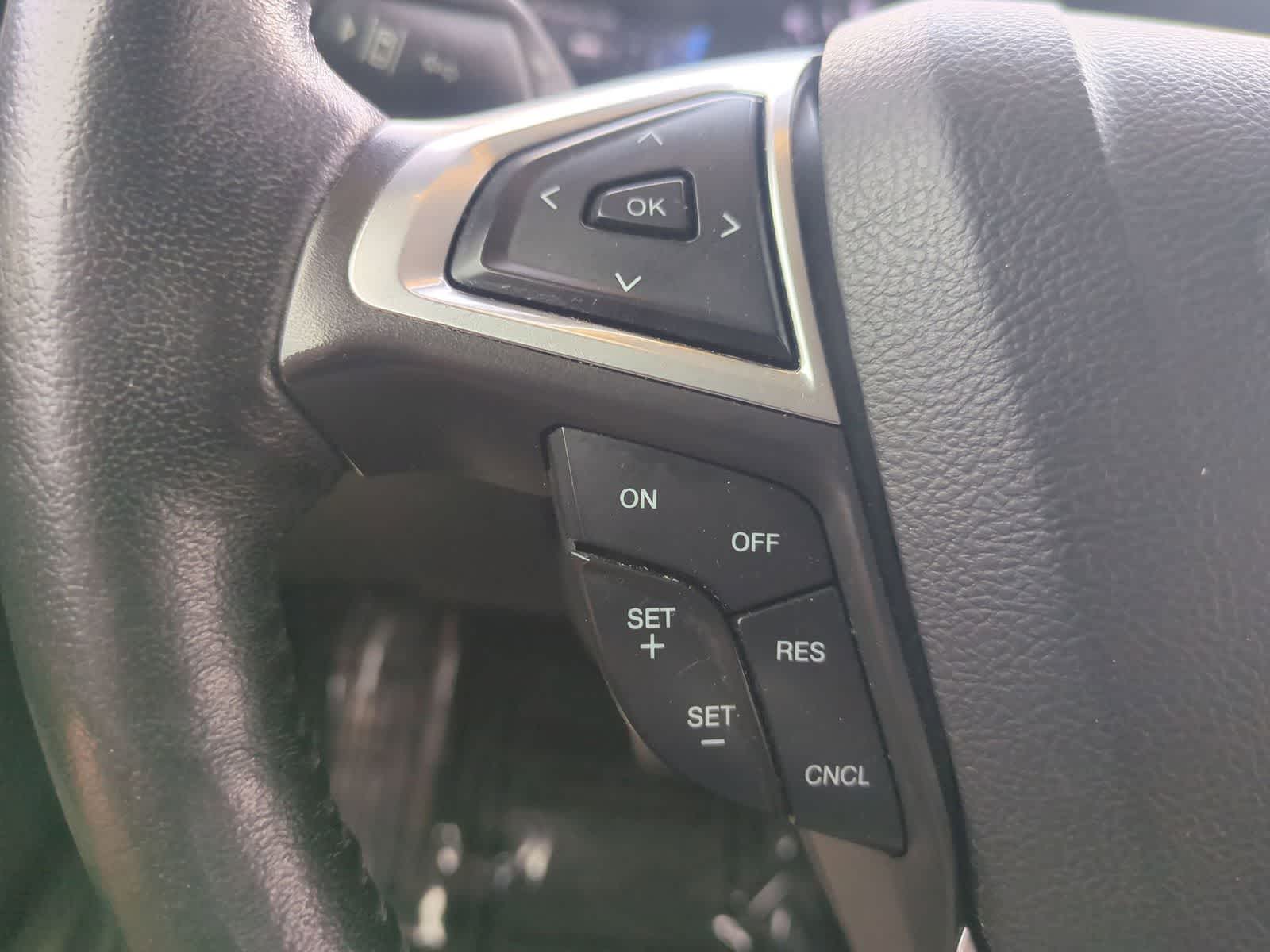 Thumbnail: 2016 Ford Fusion - 25