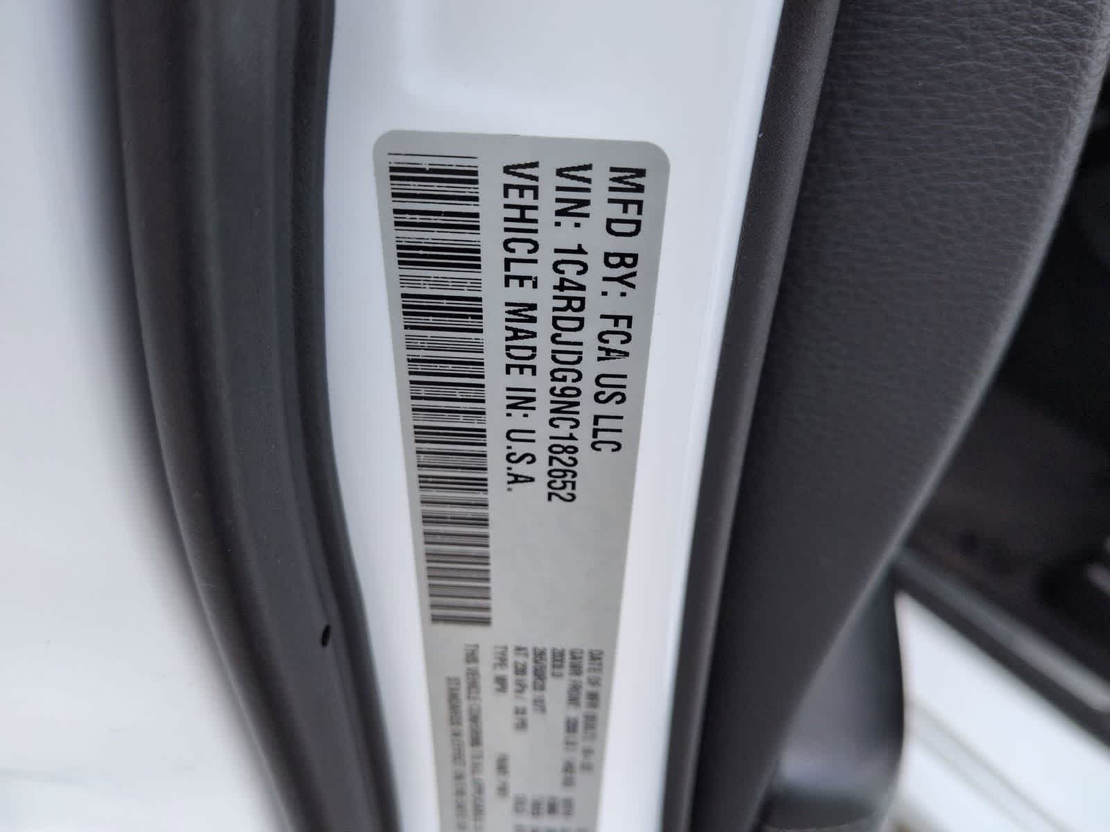 Thumbnail: 2022 Dodge Durango - 31