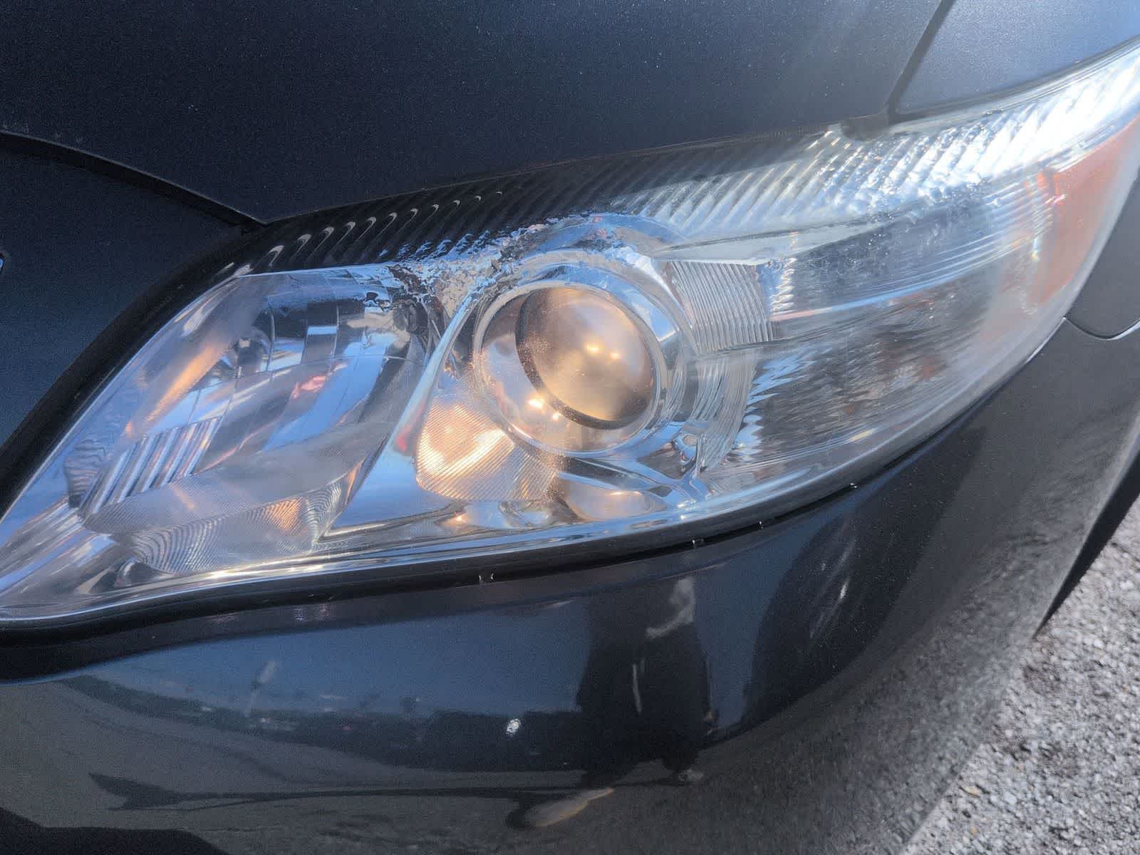 Thumbnail: 2011 Toyota Camry - 11