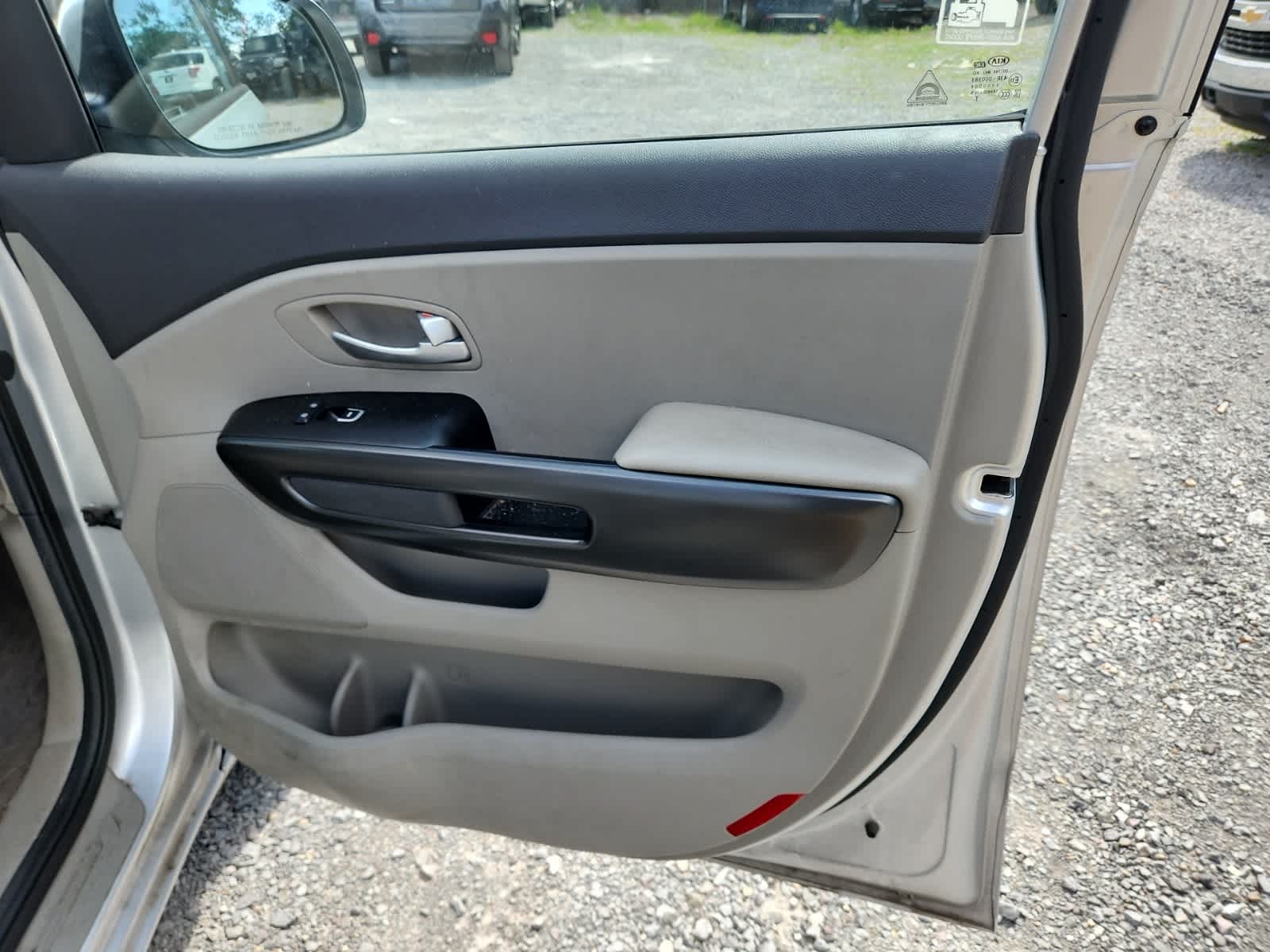 Thumbnail: 2015 Kia Sedona - 22