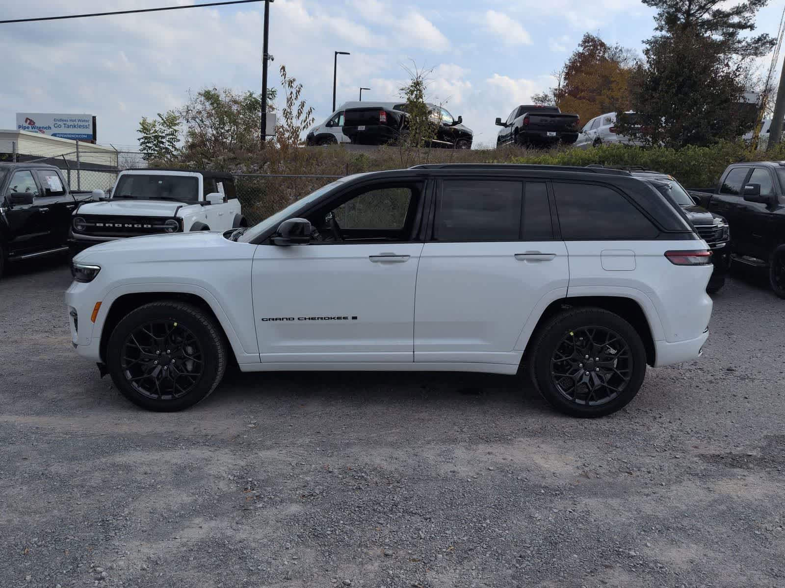 Thumbnail: 2025 Jeep Grand Cherokee - 5