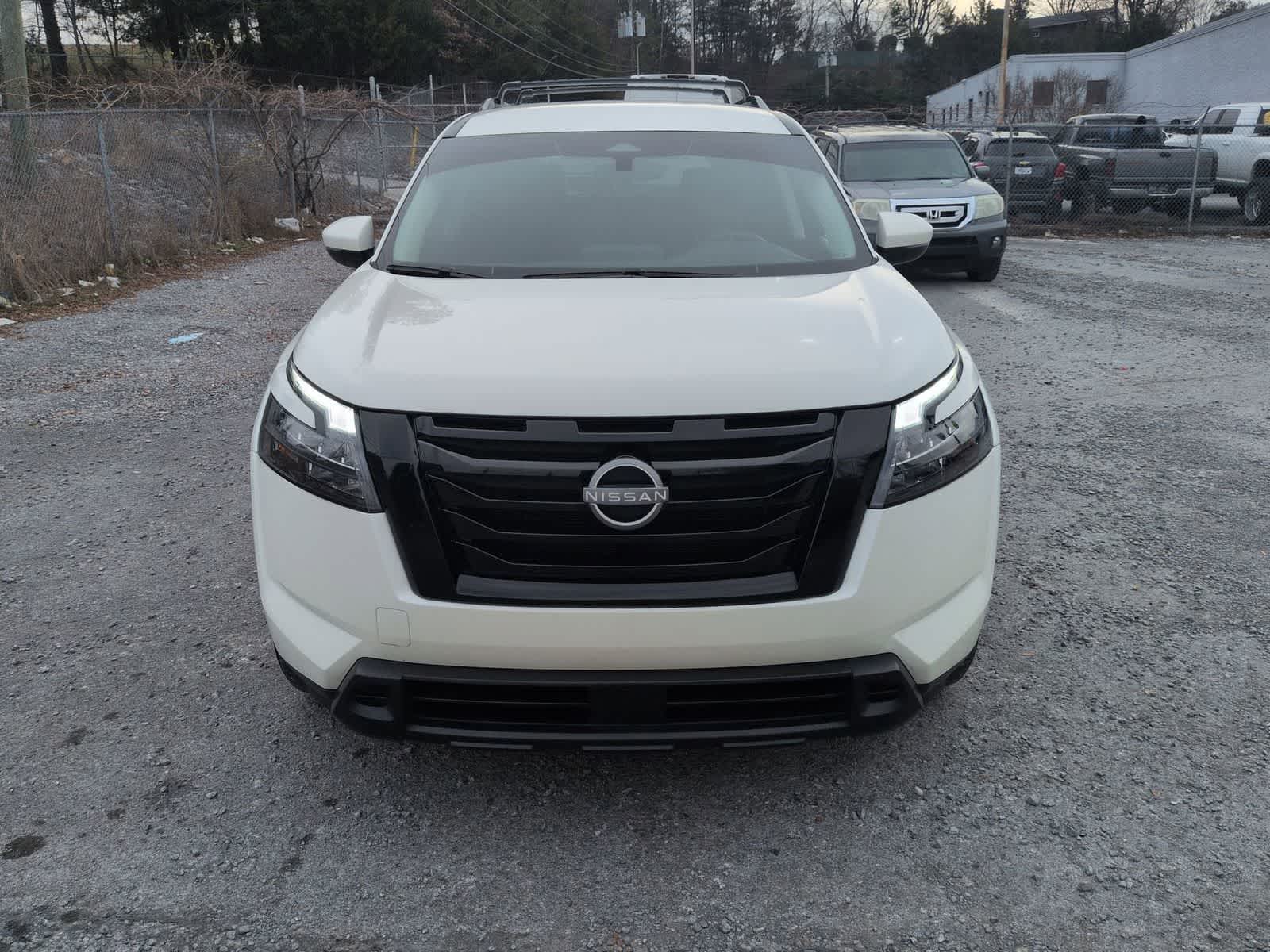 Thumbnail: 2024 Nissan Pathfinder - 3