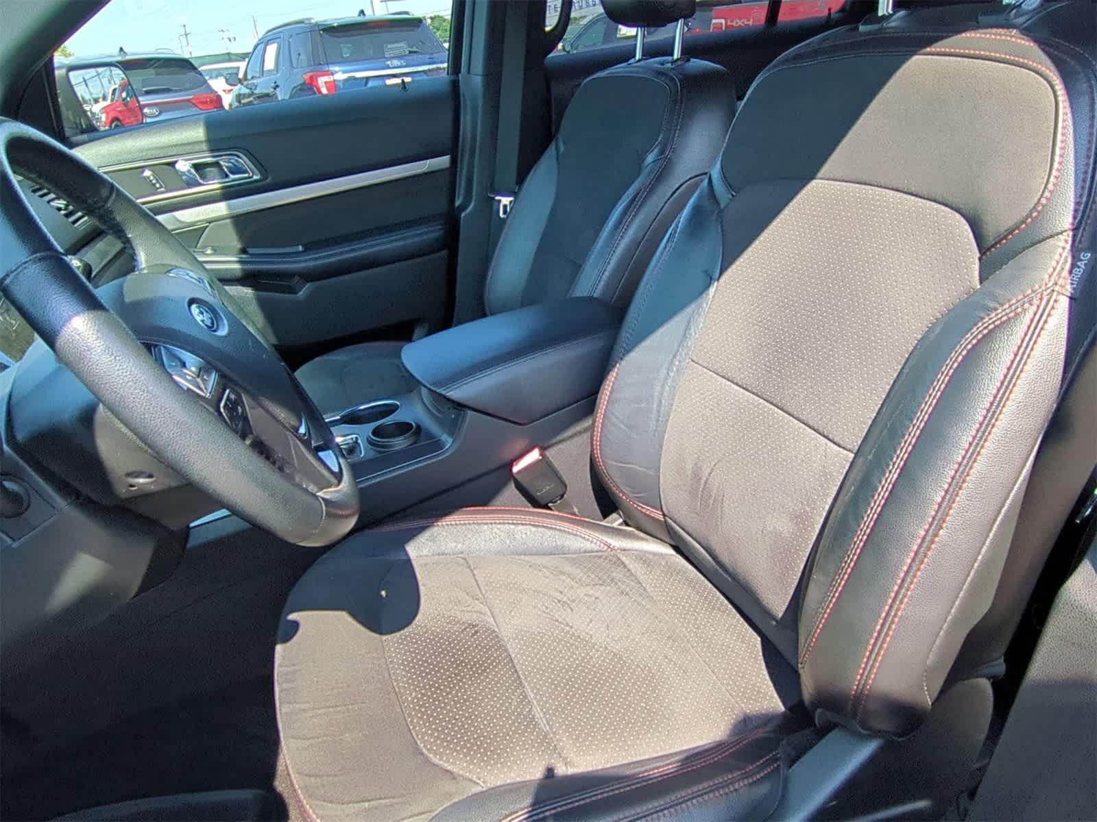 Thumbnail: 2018 Ford Explorer - 16