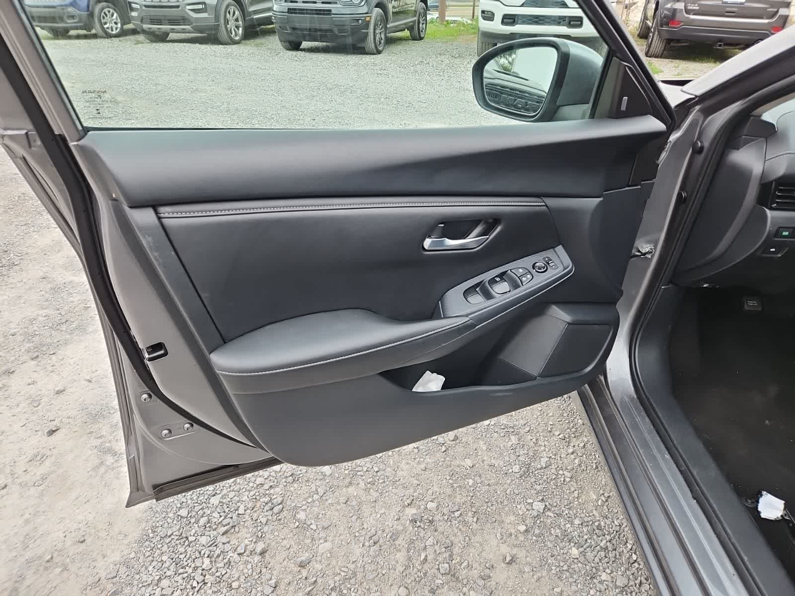 Thumbnail: 2024 Nissan Sentra - 16