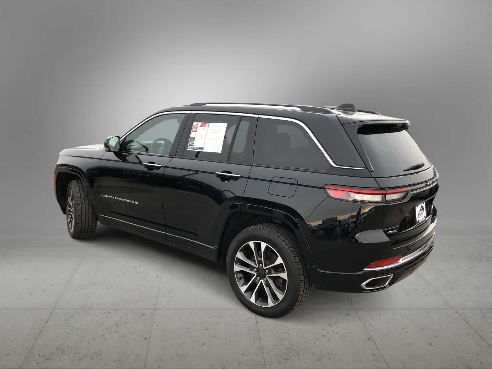 Thumbnail: 2022 Jeep Grand Cherokee - 4