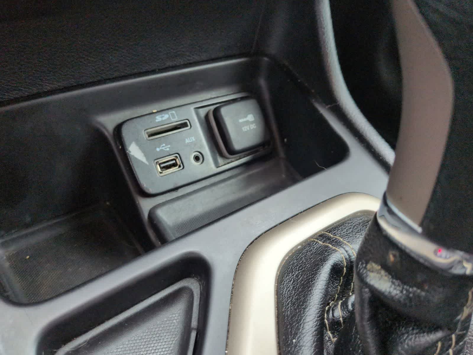 Thumbnail: 2018 Jeep Cherokee - 24