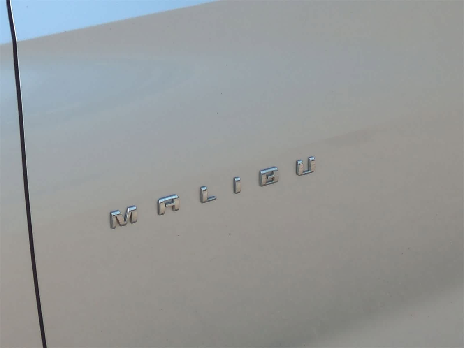 Thumbnail: 2020 Chevrolet Malibu - 13