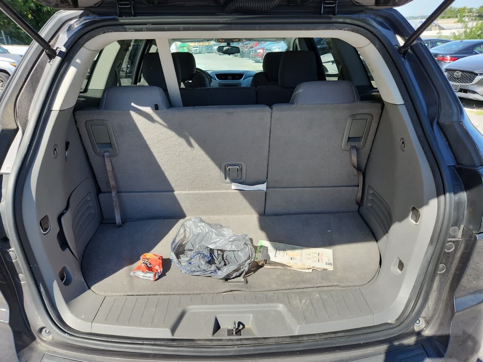 Thumbnail: 2016 Chevrolet Traverse - 25