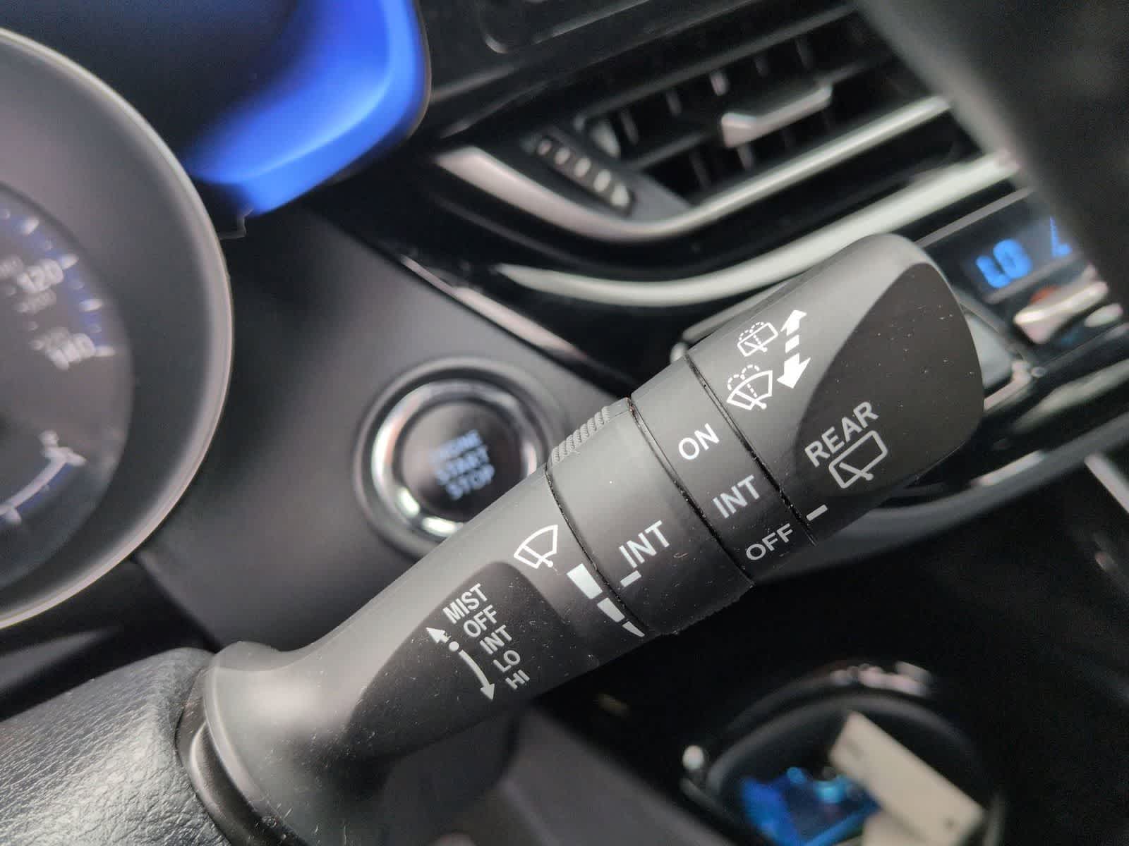 Thumbnail: 2020 Toyota C-HR - 24