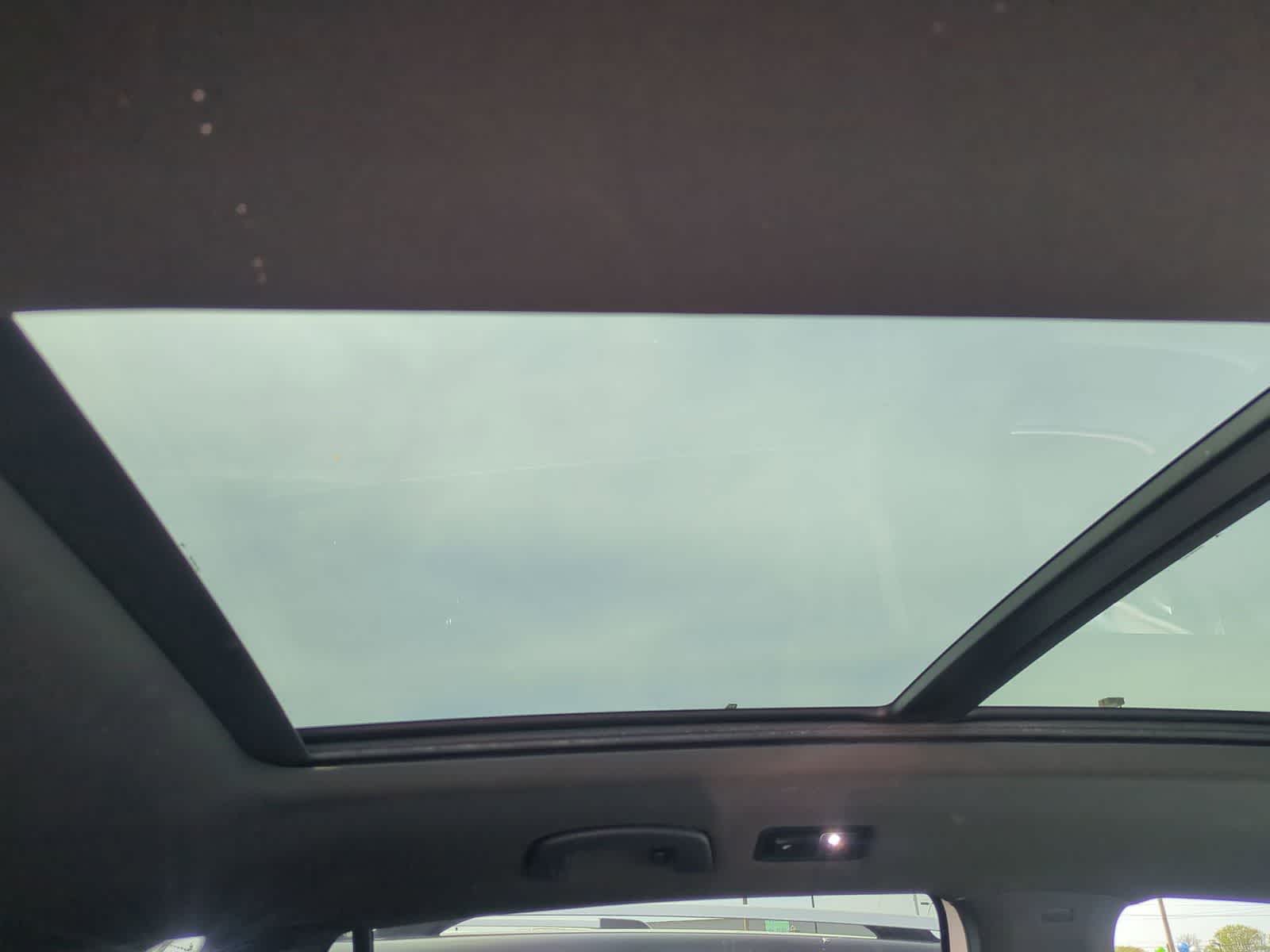 Thumbnail: 2021 Volkswagen Atlas - 22