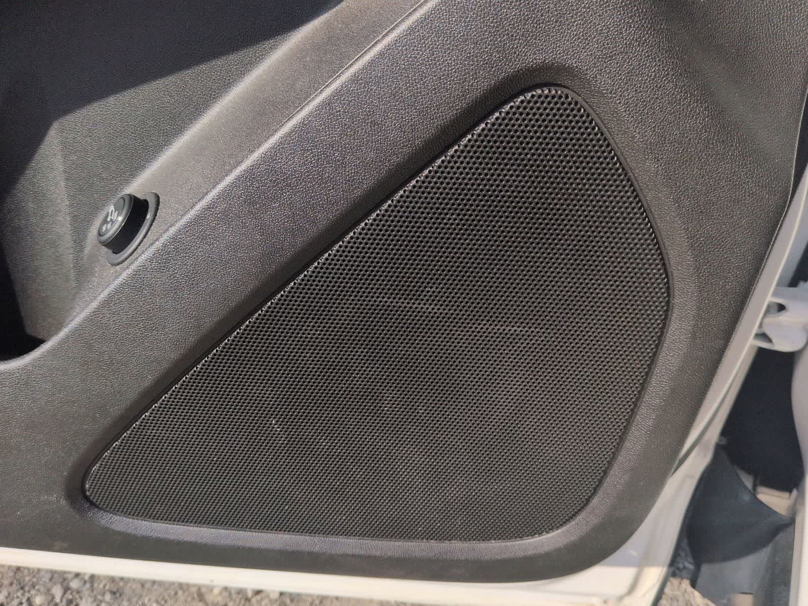 Thumbnail: 2018 Chevrolet Equinox - 28