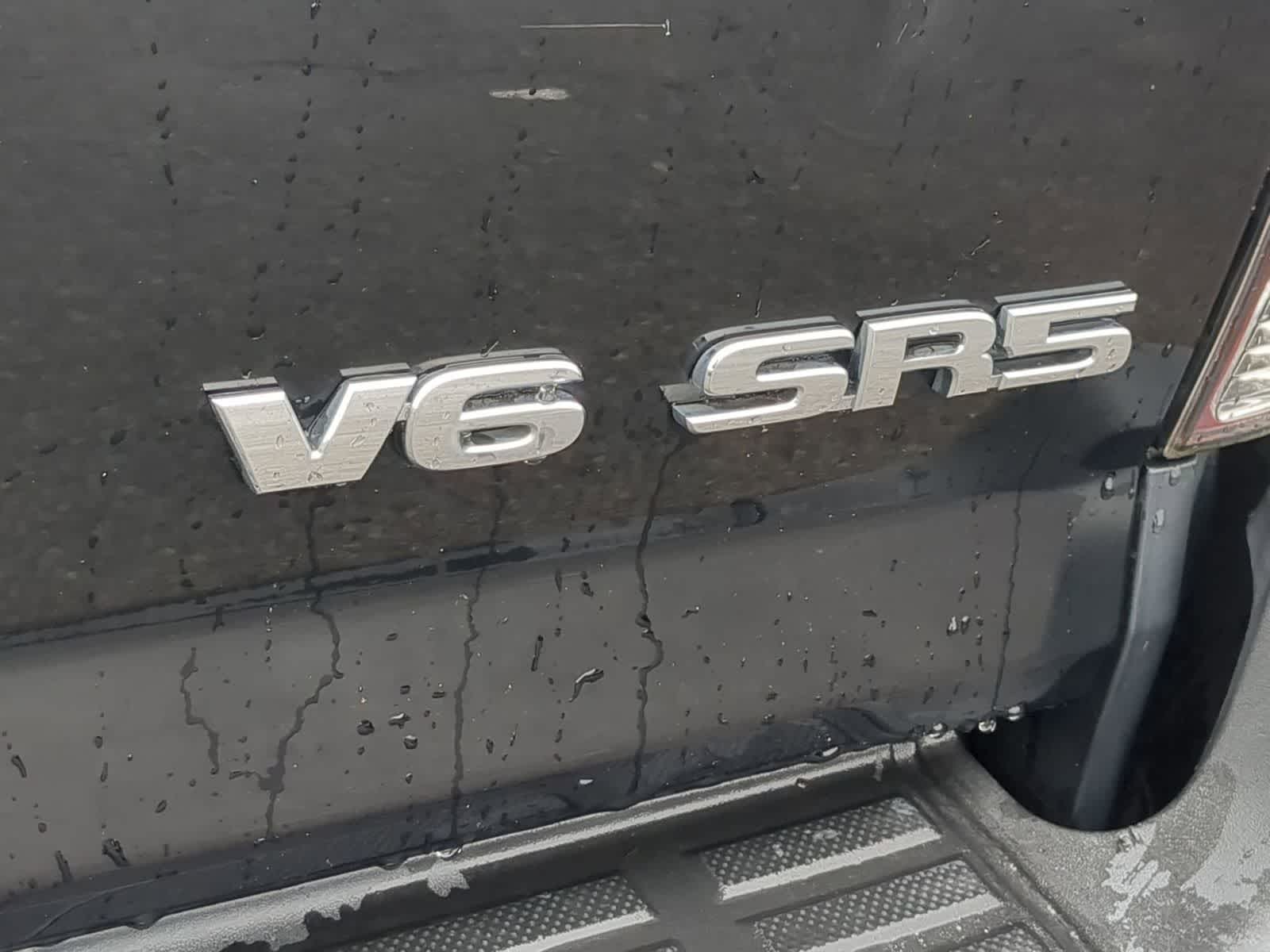 Thumbnail: 2015 Toyota Tacoma - 13