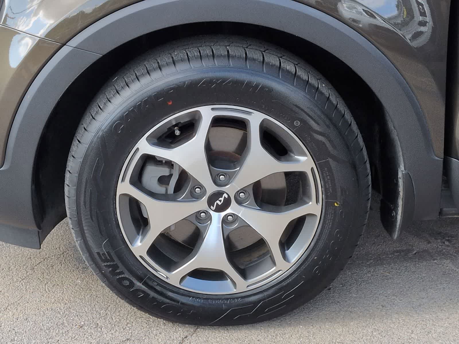 Thumbnail: 2022 Kia Telluride - 14