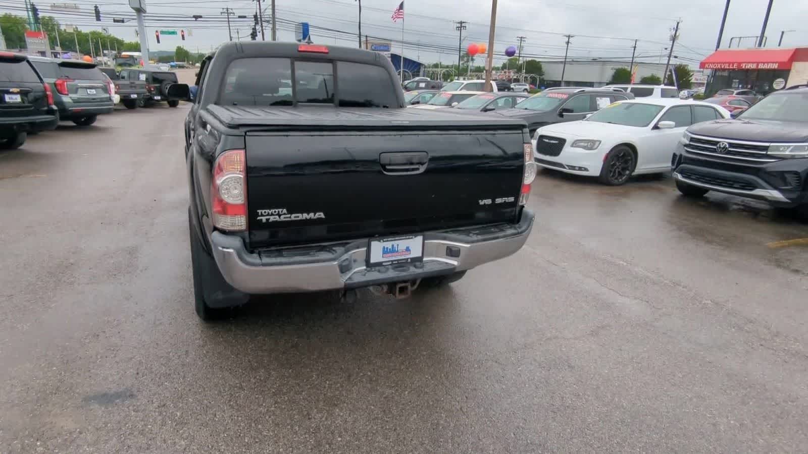 Thumbnail: 2015 Toyota Tacoma - 7