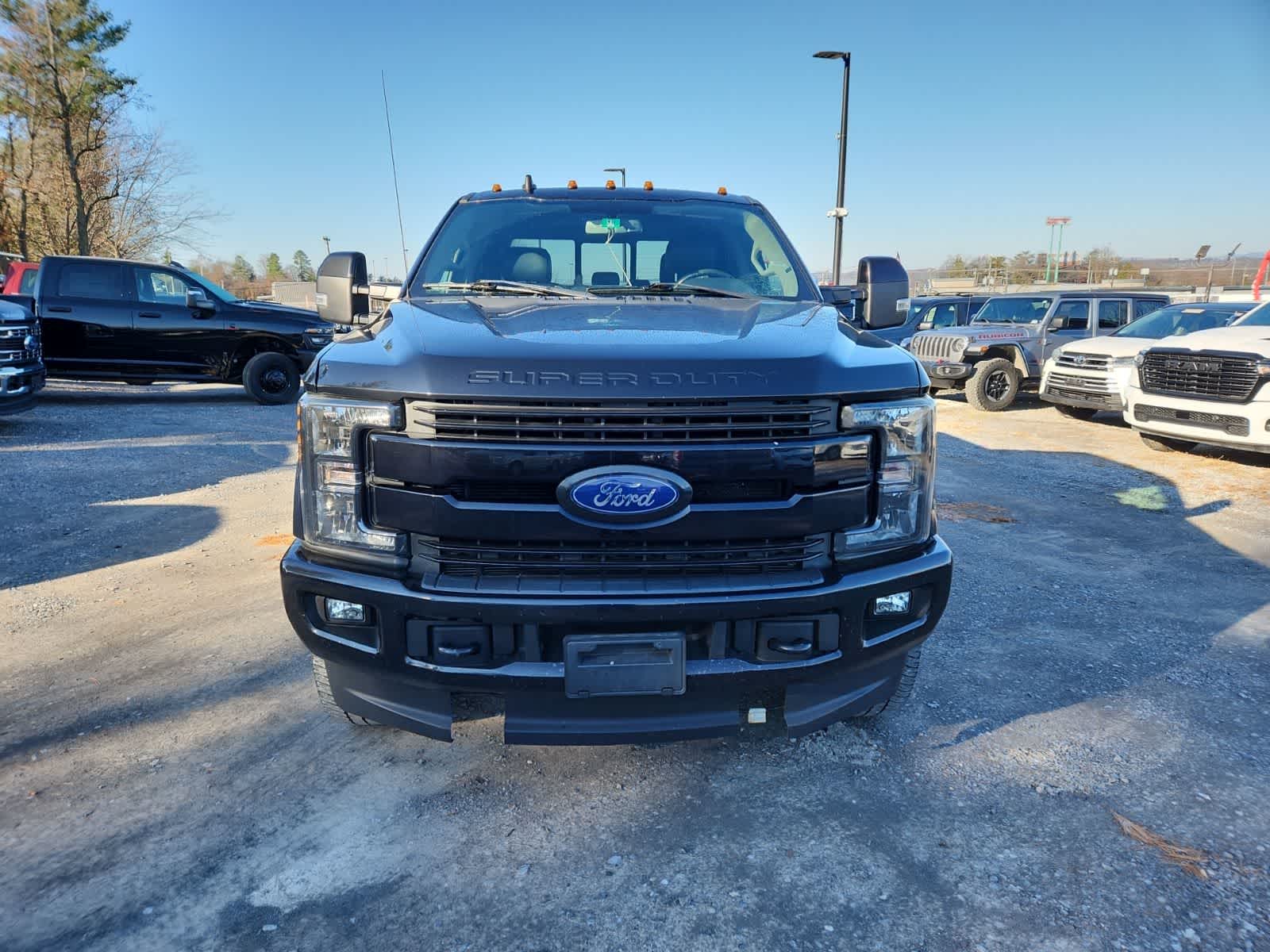 Thumbnail: 2019 Ford Econoline - 8