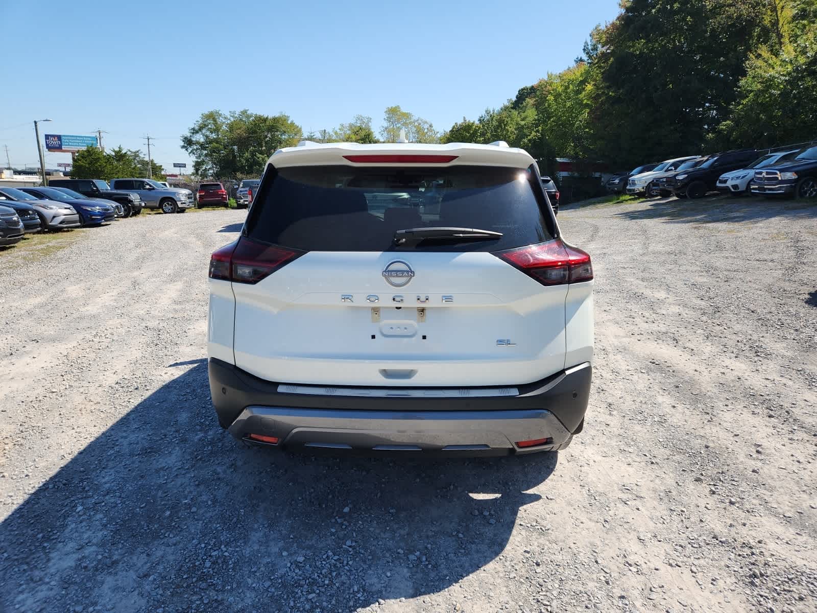 Thumbnail: 2022 Nissan Rogue - 4