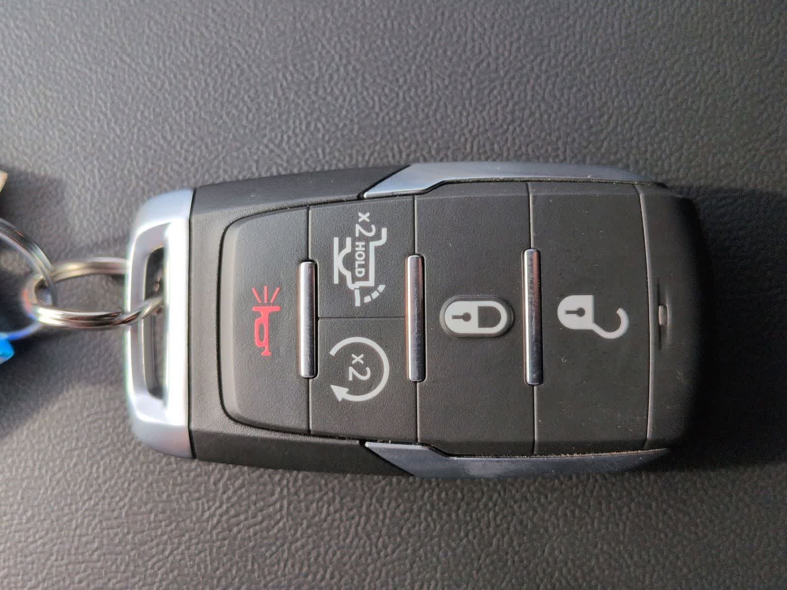 Thumbnail: 2026 Jeep Cherokee - 32