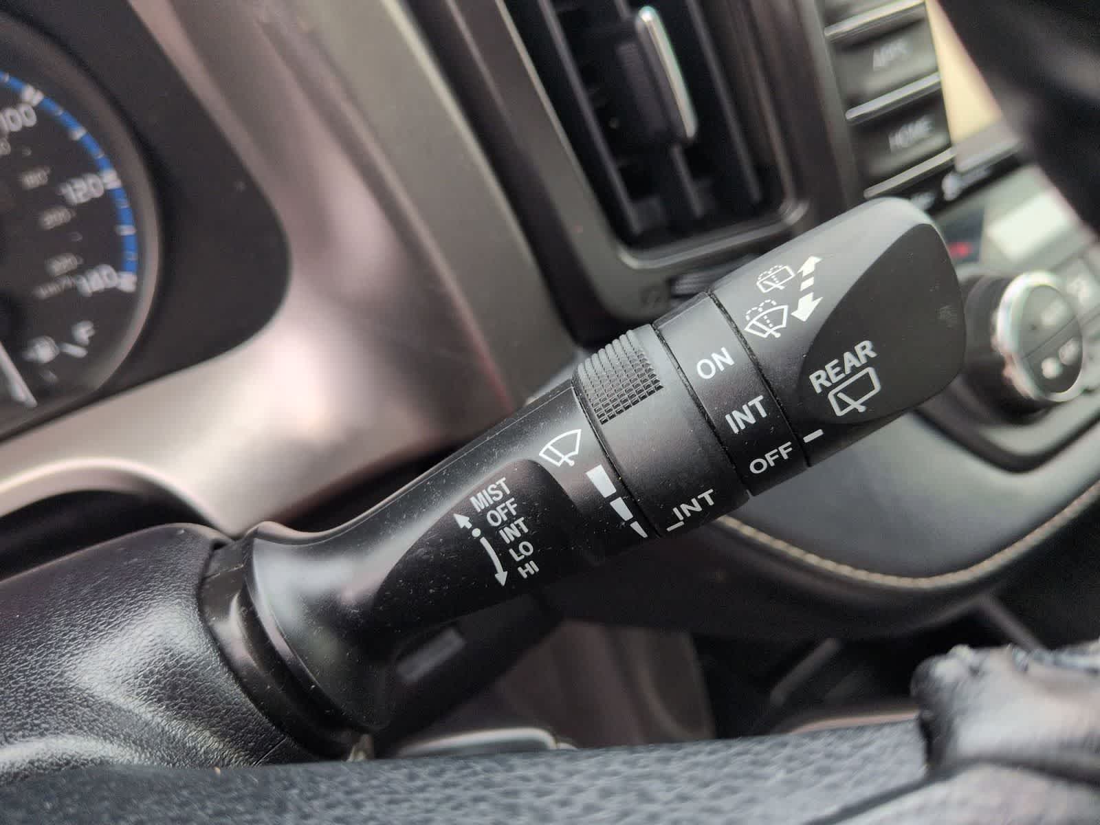 Thumbnail: 2017 Toyota RAV4 - 24