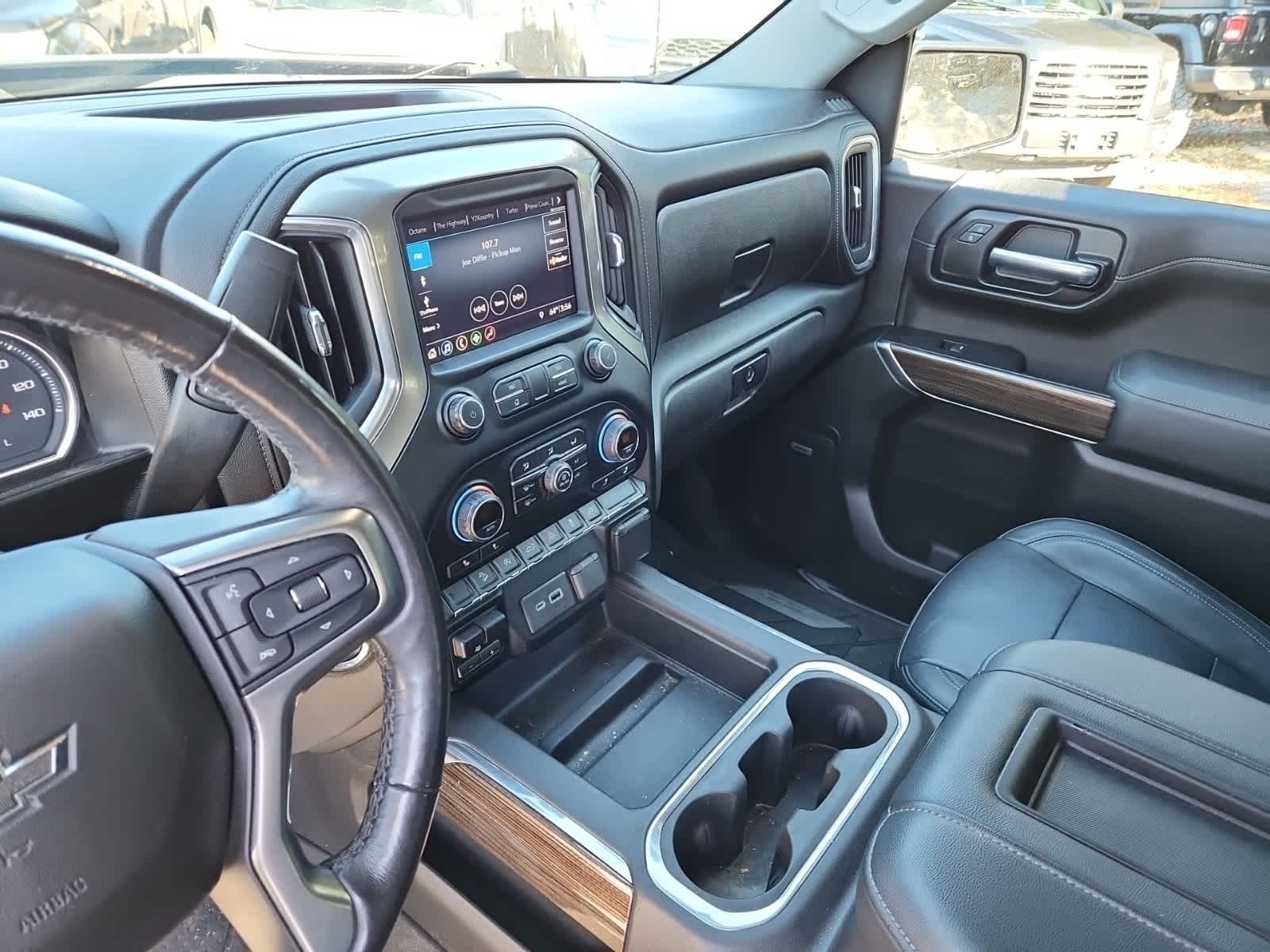 Thumbnail: 2019 Chevrolet Silverado 1500 - 10