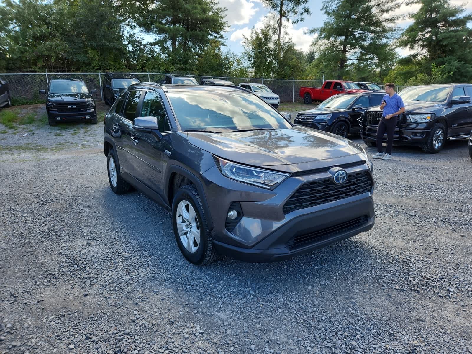 Thumbnail: 2020 Toyota RAV4 - 7