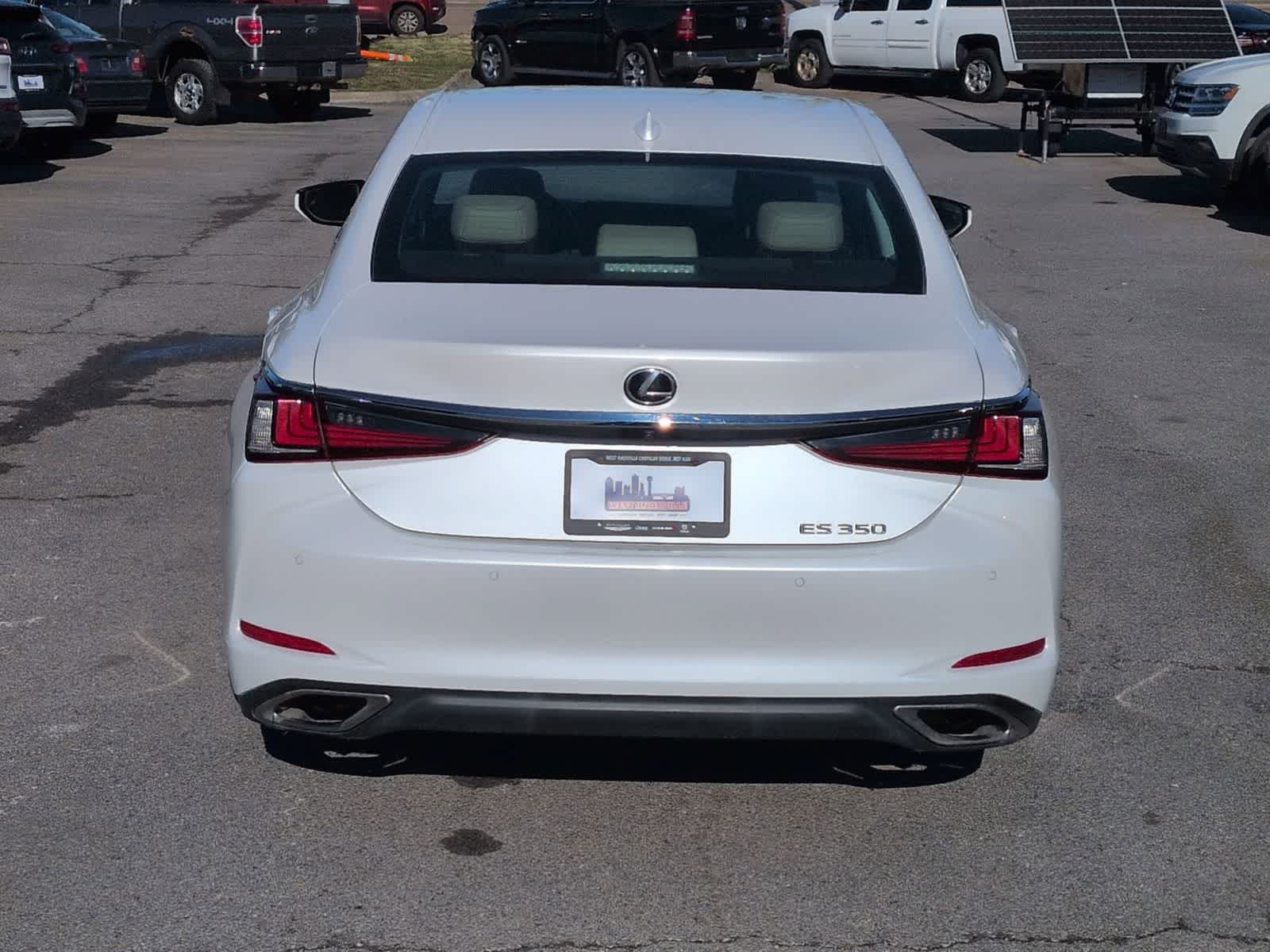 Thumbnail: 2019 Lexus ES - 7