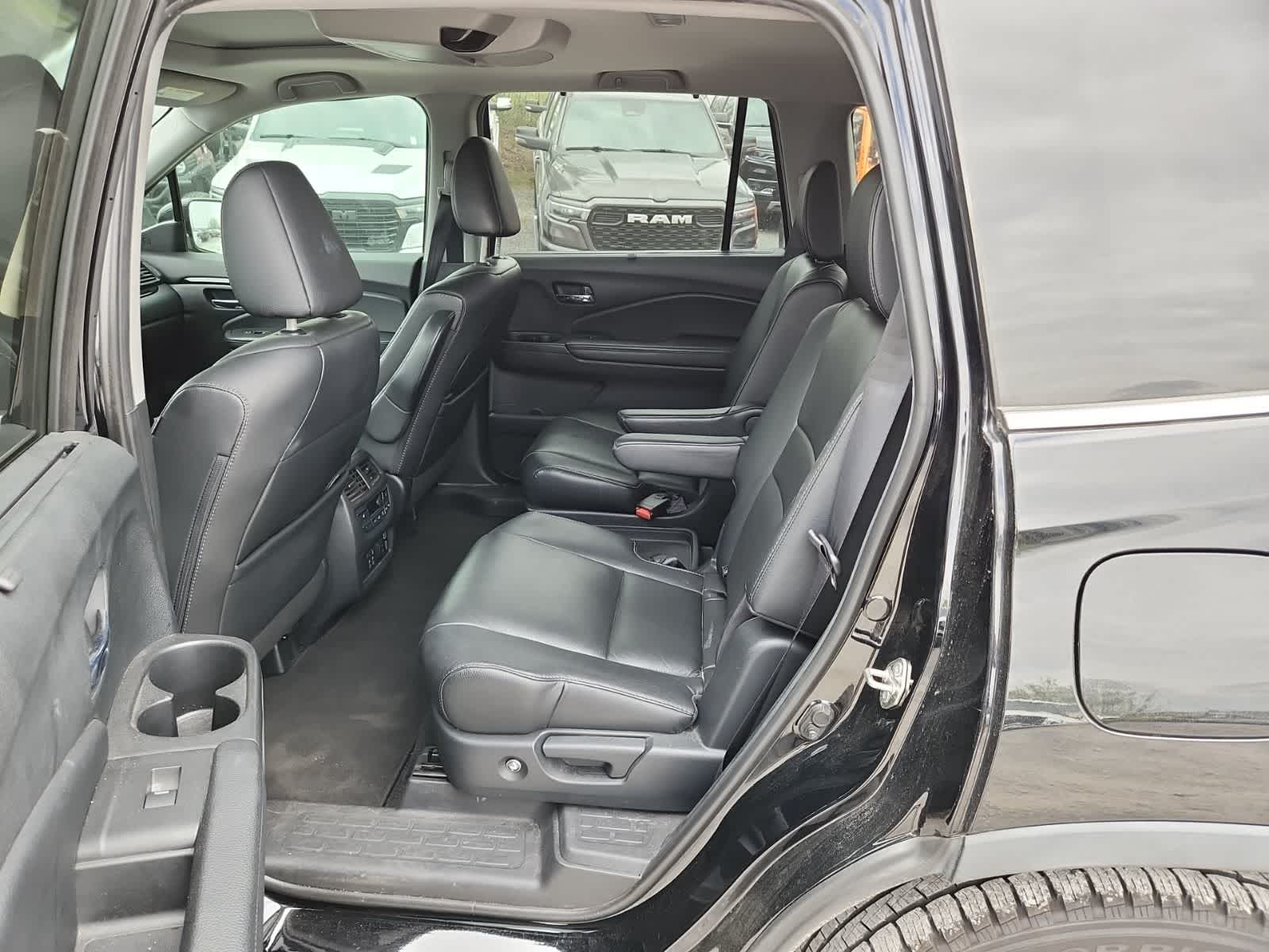 Thumbnail: 2020 Honda Pilot - 26