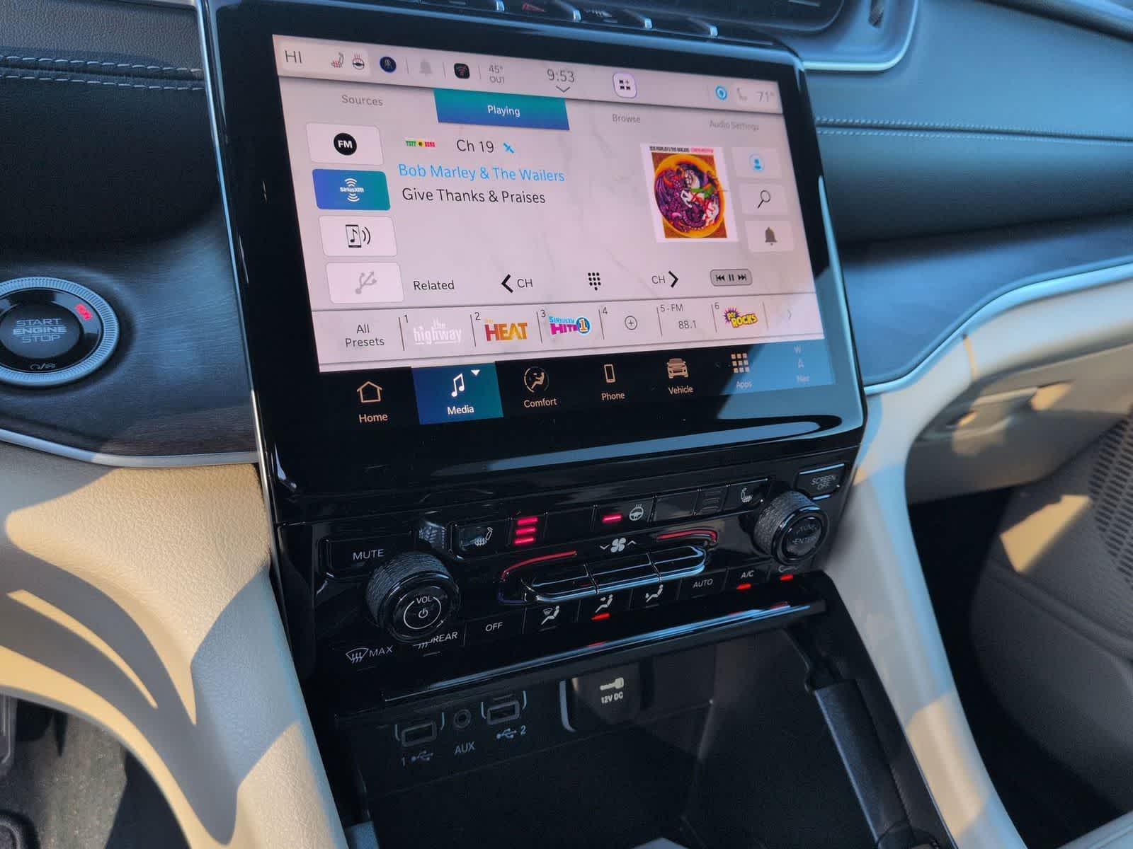 Thumbnail: 2025 Jeep Grand Cherokee L - 38