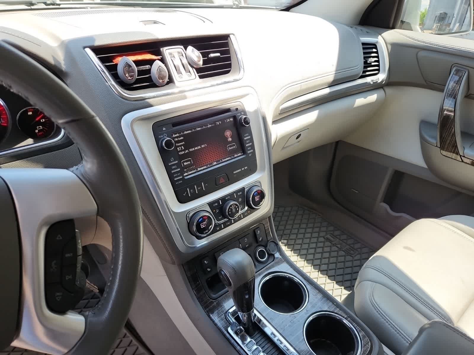Thumbnail: 2014 GMC Acadia - 10