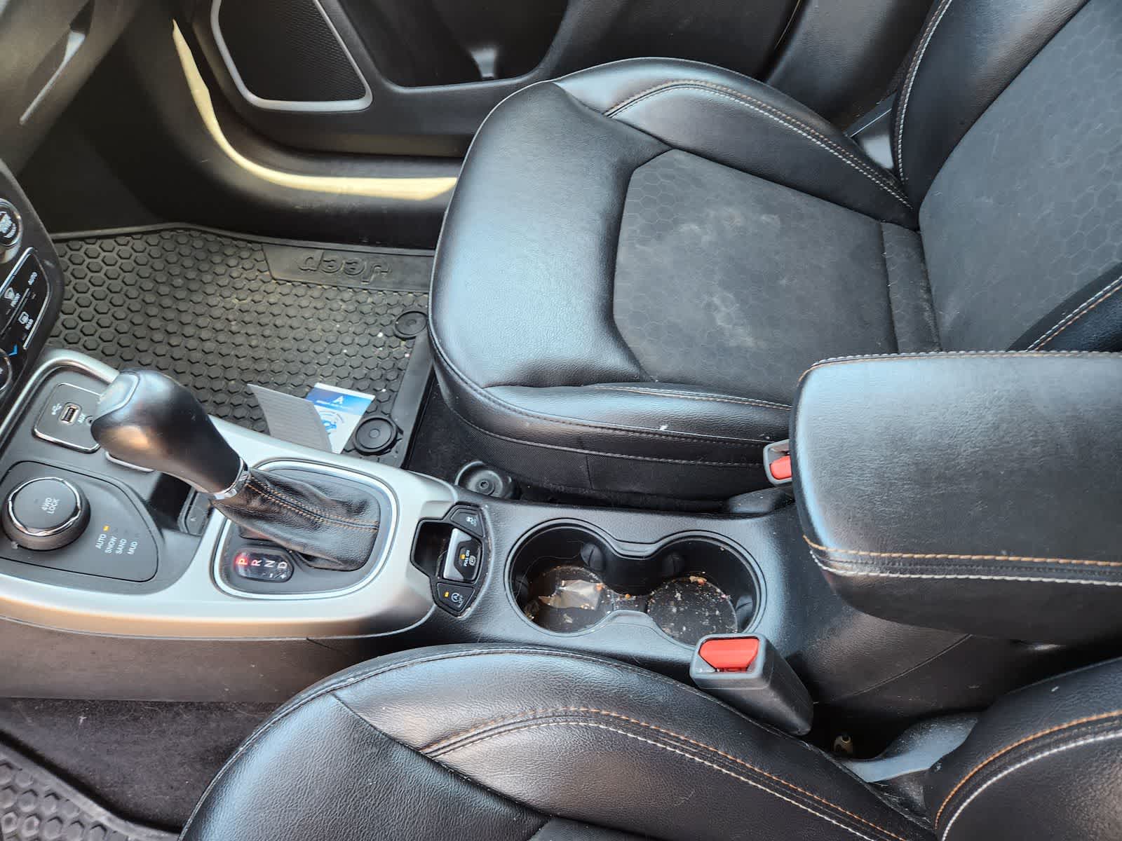 Thumbnail: 2018 Jeep Compass - 11