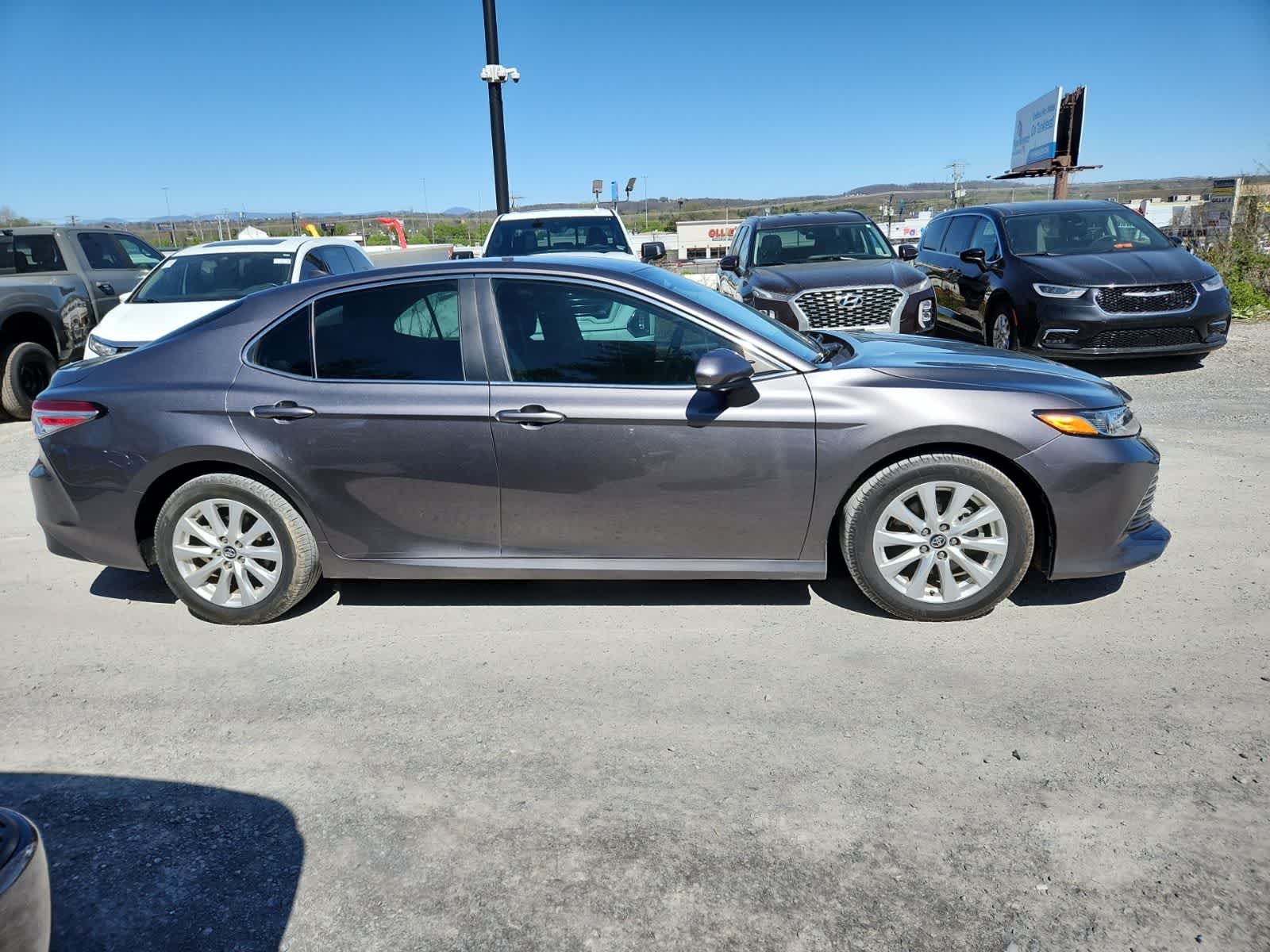 Thumbnail: 2020 Toyota Camry - 6