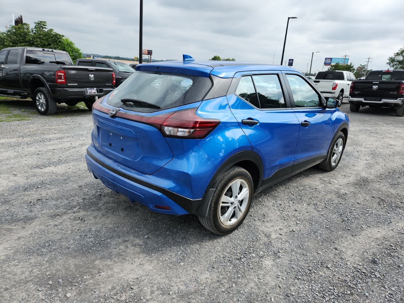 Thumbnail: 2024 Nissan Kicks - 5