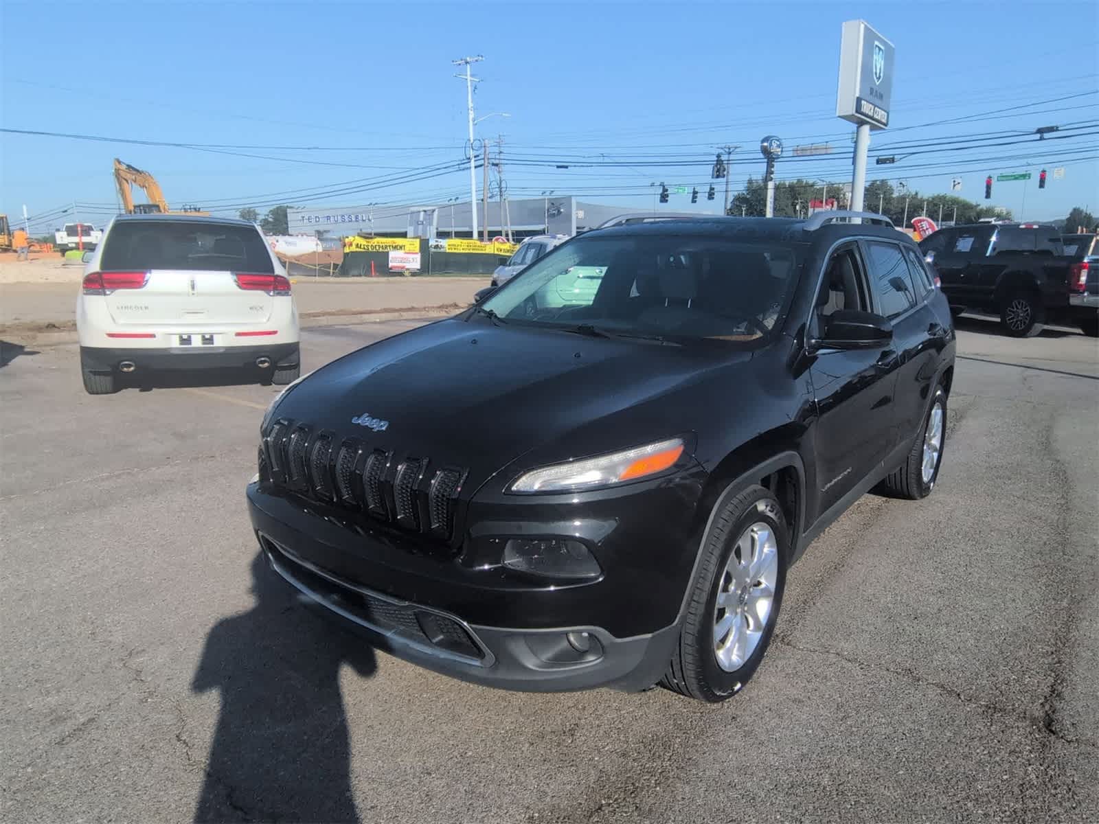Thumbnail: 2016 Jeep Cherokee - 4