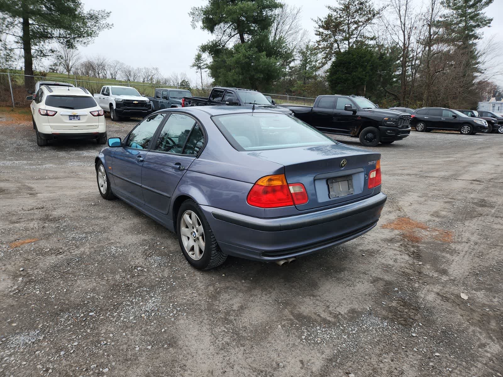 Thumbnail: 2000 BMW 3 Series - 3