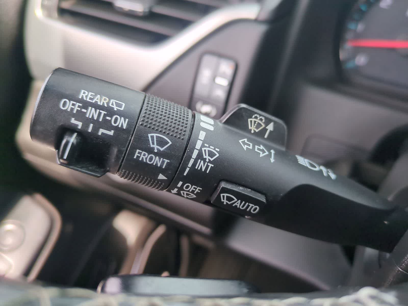 Thumbnail: 2020 Chevrolet Suburban - 25