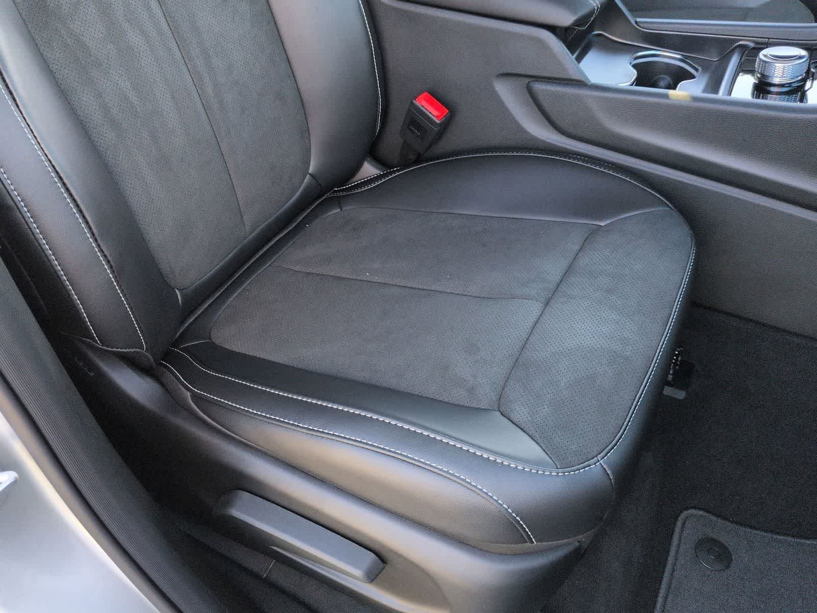 Thumbnail: 2025 Jeep Grand Cherokee - 21