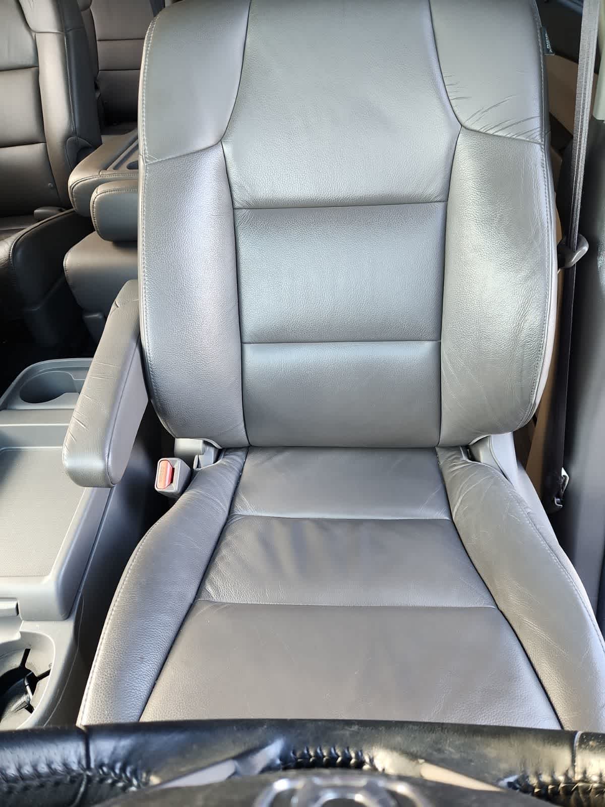 Thumbnail: 2012 Honda Odyssey - 14