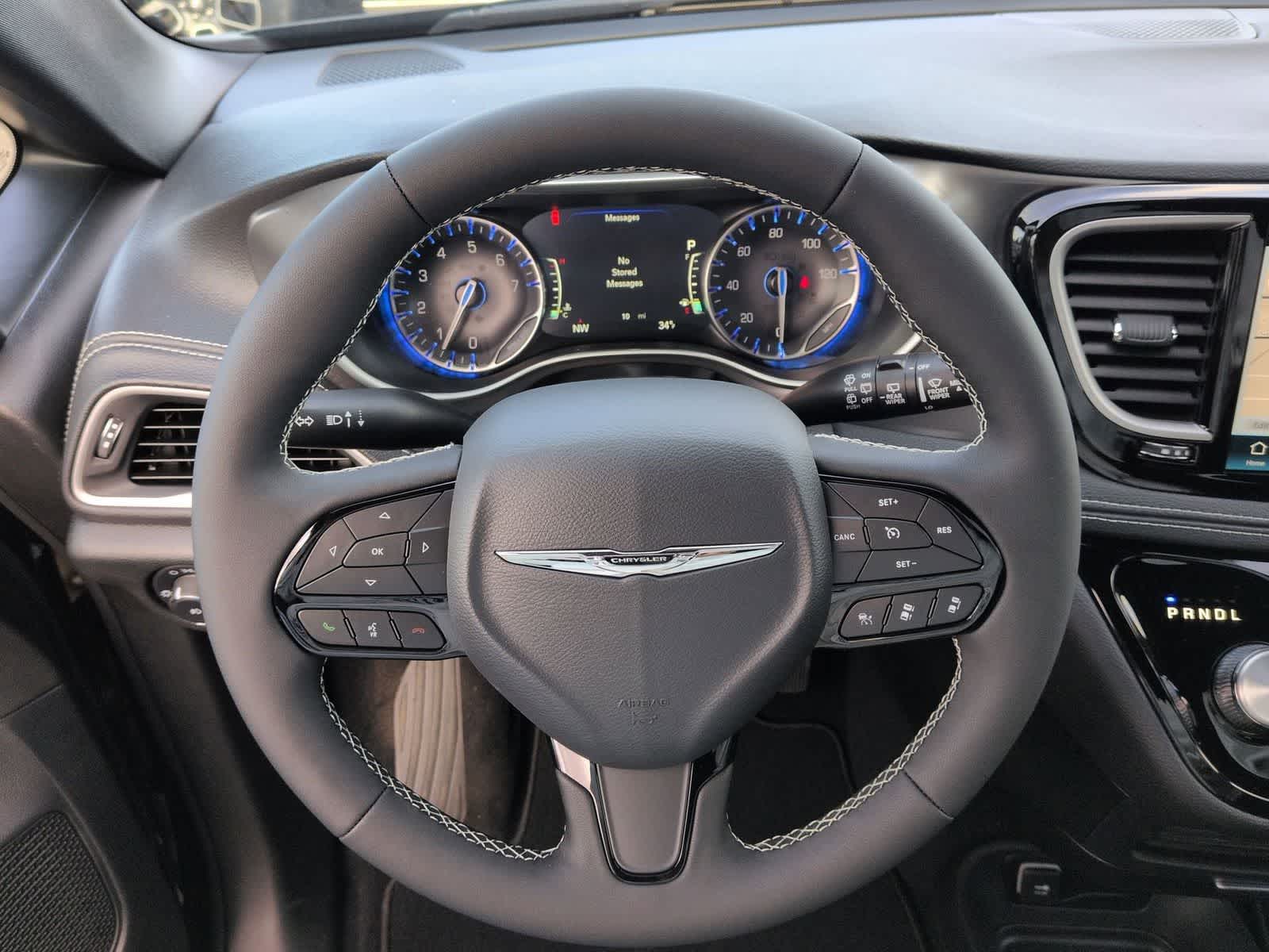 Thumbnail: 2026 Chrysler Pacifica - 12