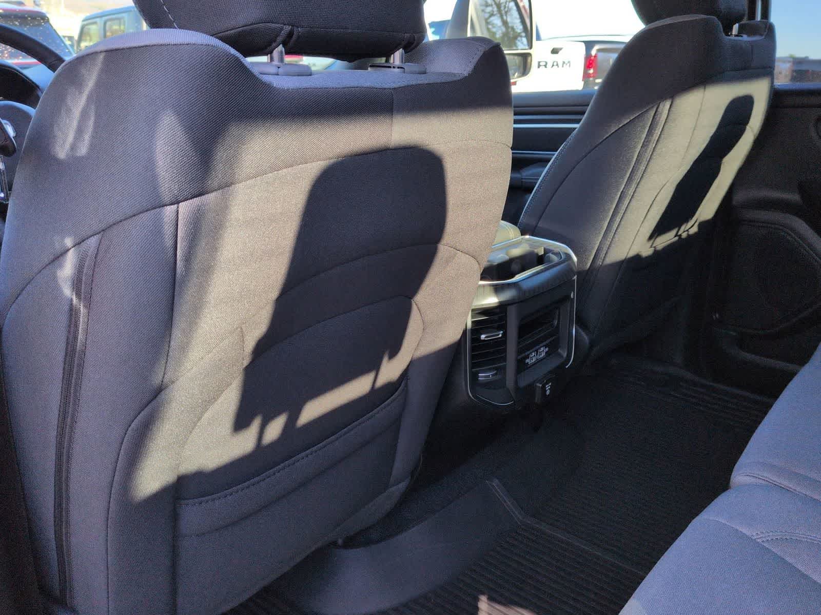 Thumbnail: 2026 RAM 1500 - 18