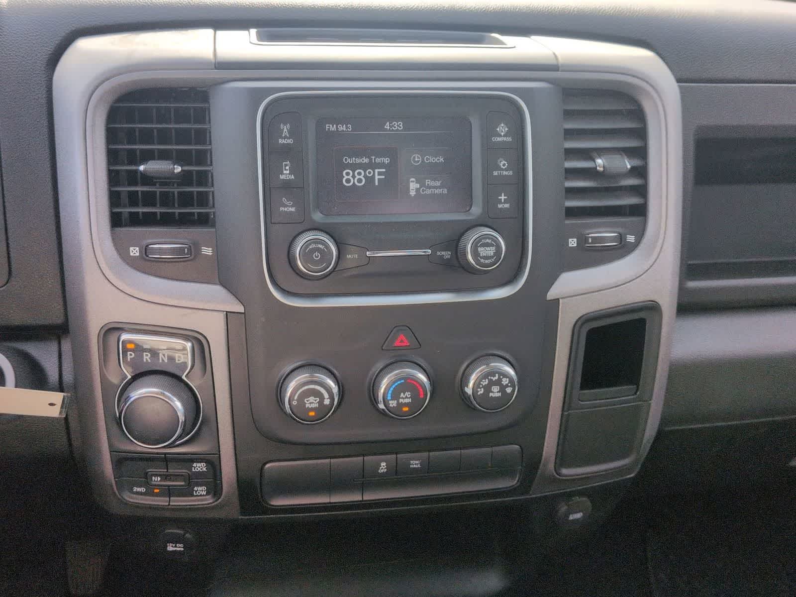 Thumbnail: 2022 RAM 1500 Classic - 24