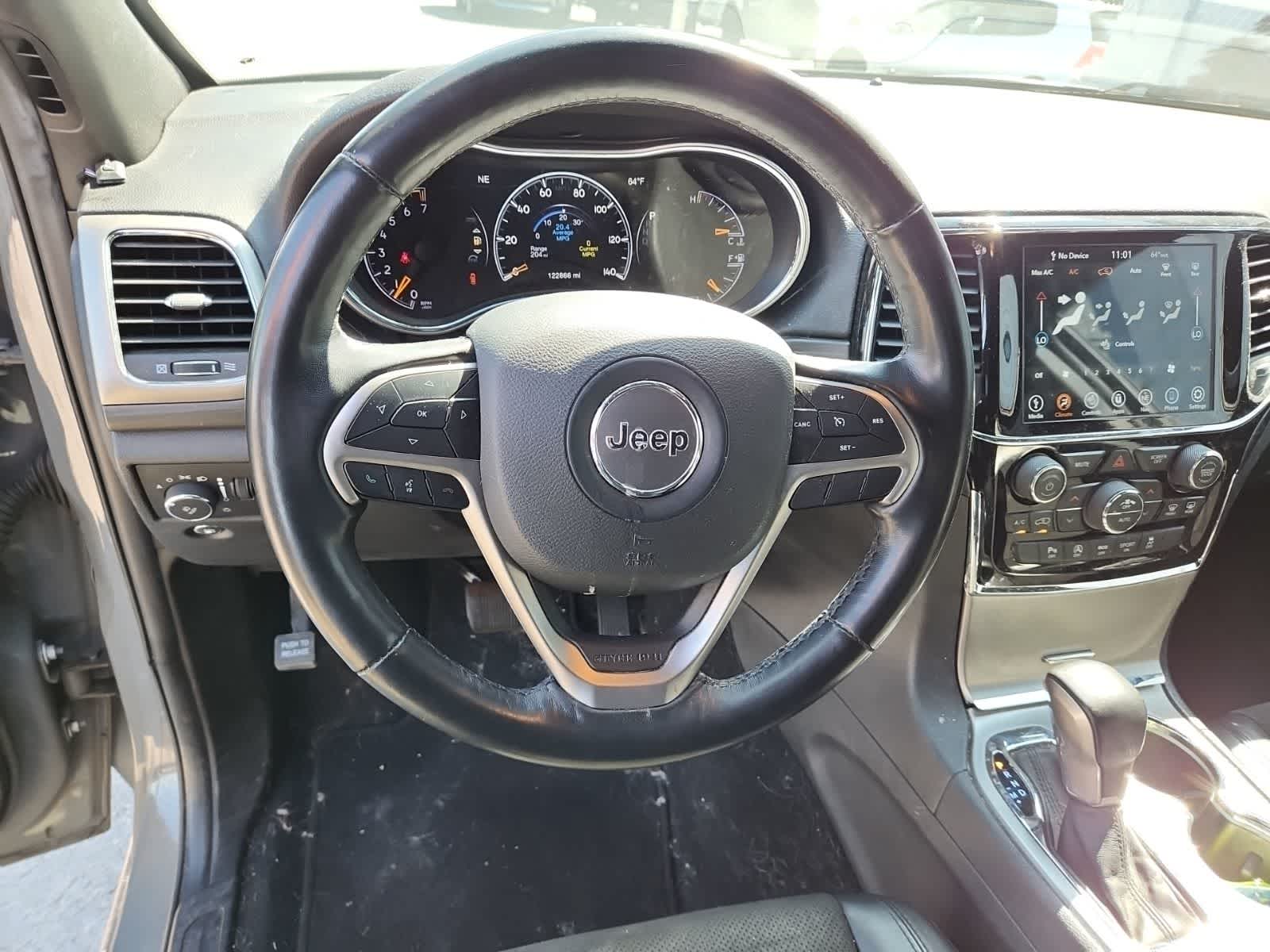 Thumbnail: 2021 Jeep Grand Cherokee - 12