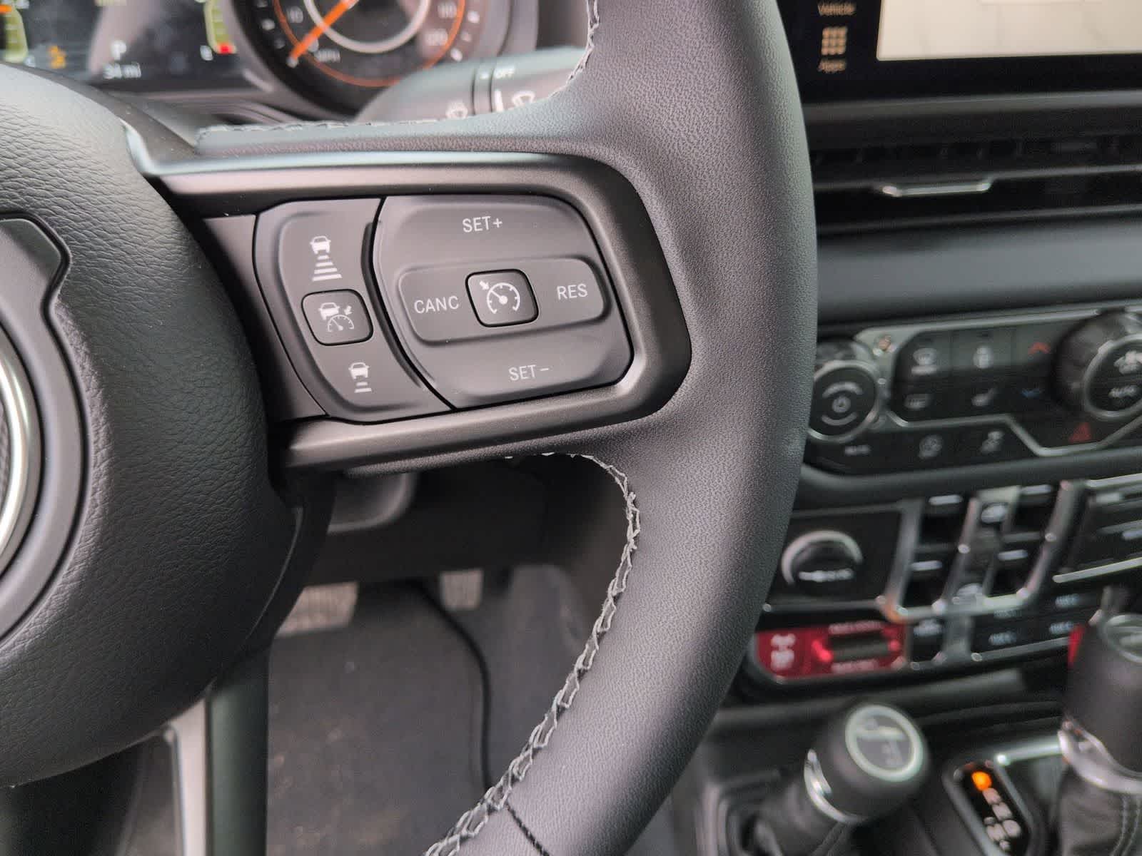 Thumbnail: 2026 Jeep Gladiator - 21