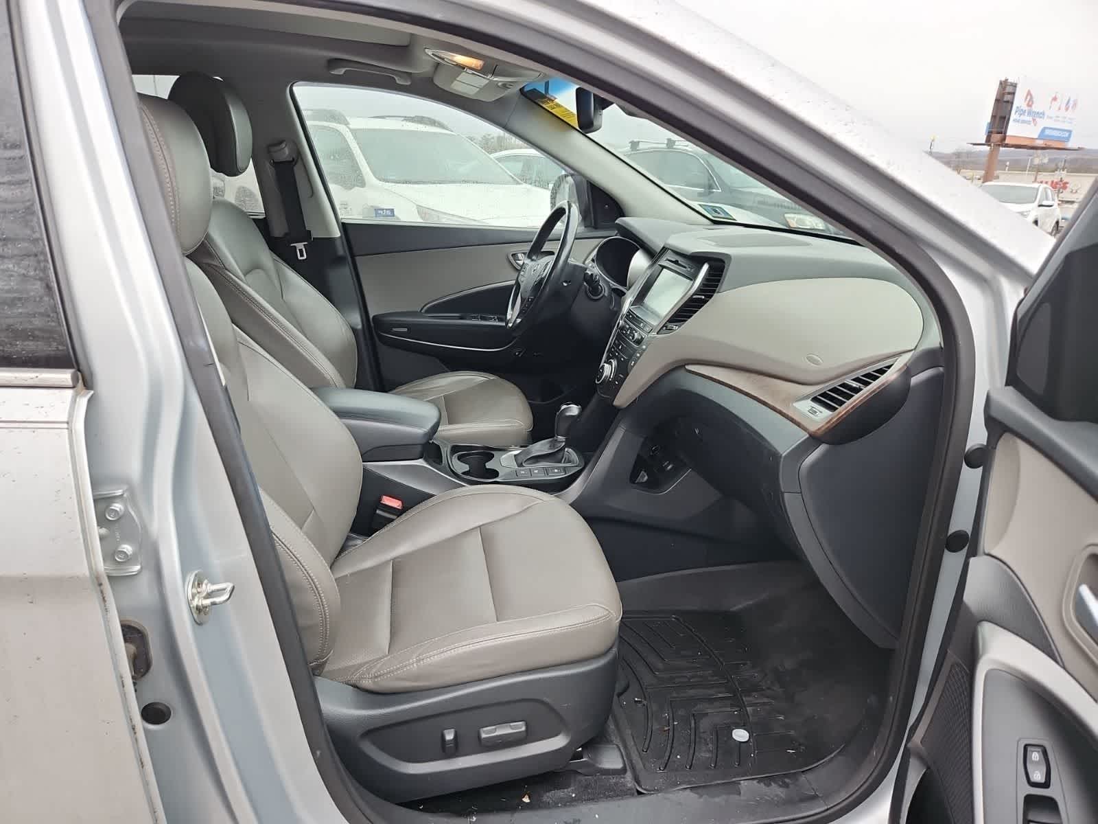 Thumbnail: 2018 Hyundai Santa Fe - 19