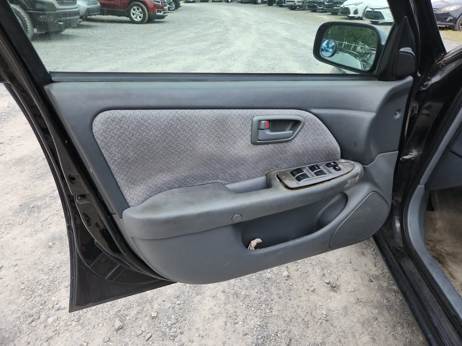 Thumbnail: 2000 Toyota Camry - 16