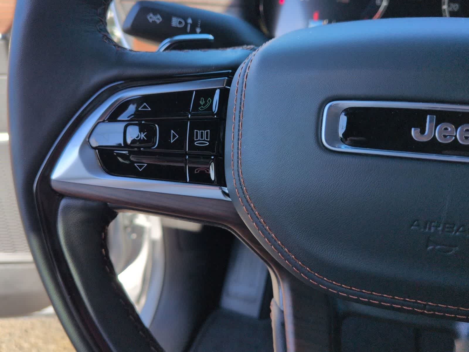 Thumbnail: 2025 Jeep Grand Cherokee - 22