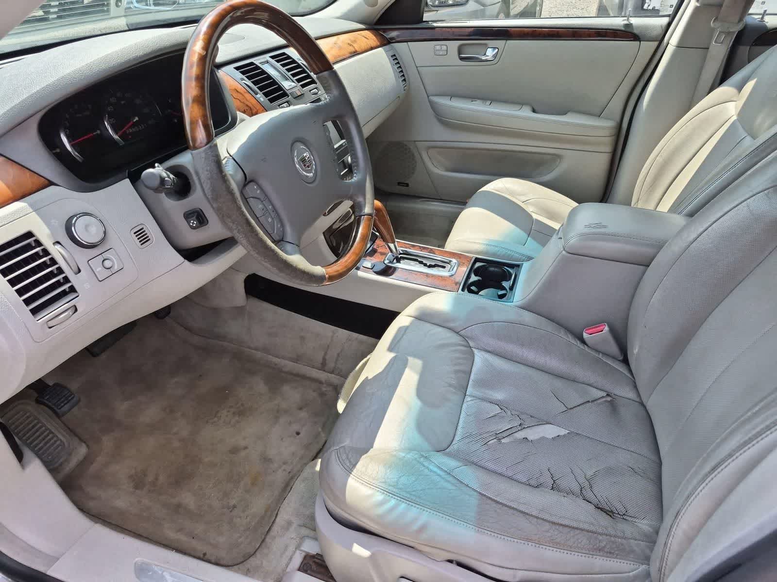 Thumbnail: 2007 Cadillac DTS - 10